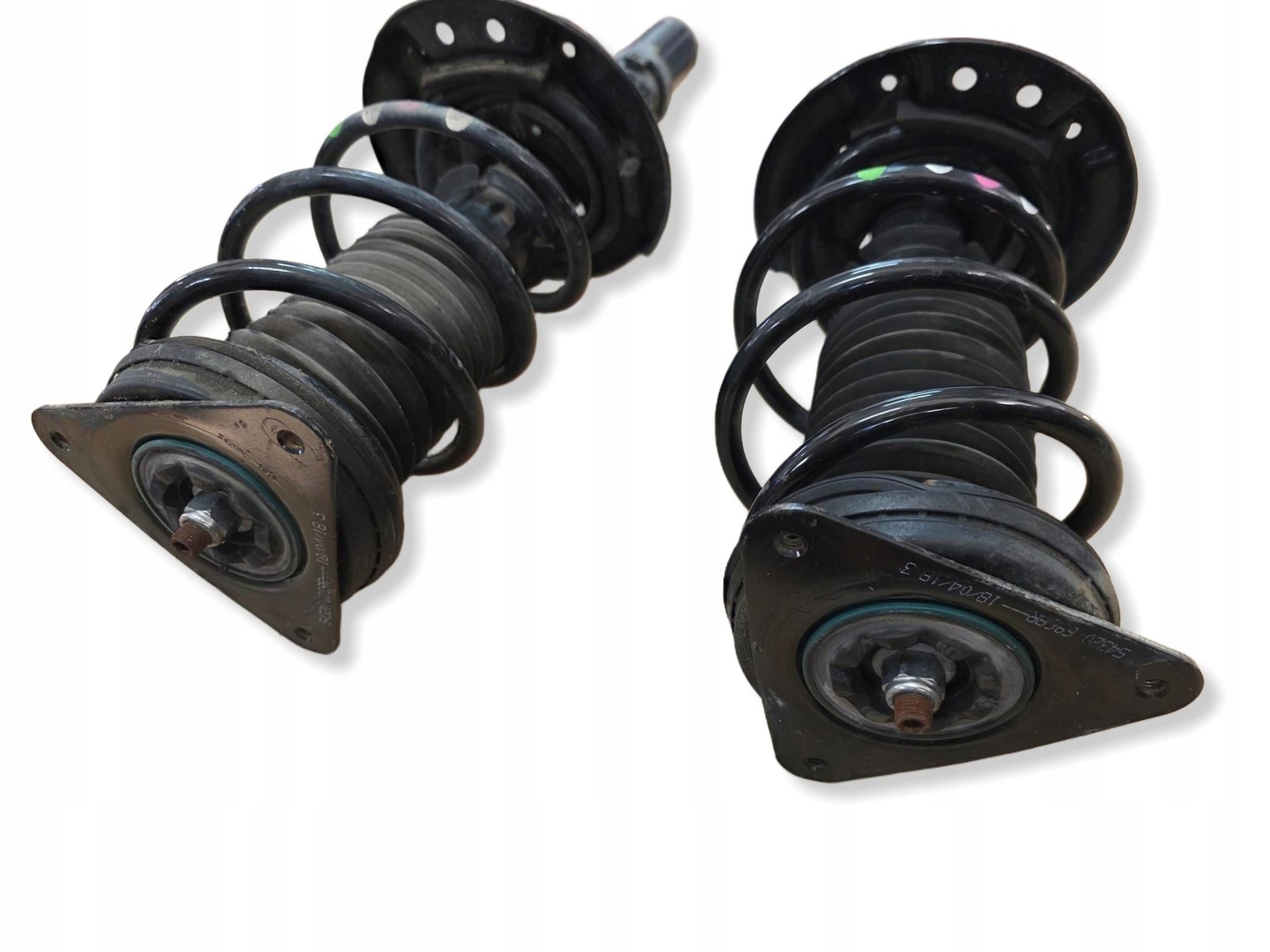 KOMPLET McPherson shock absorbers front front RENAULT MEGANE IV 543025368R