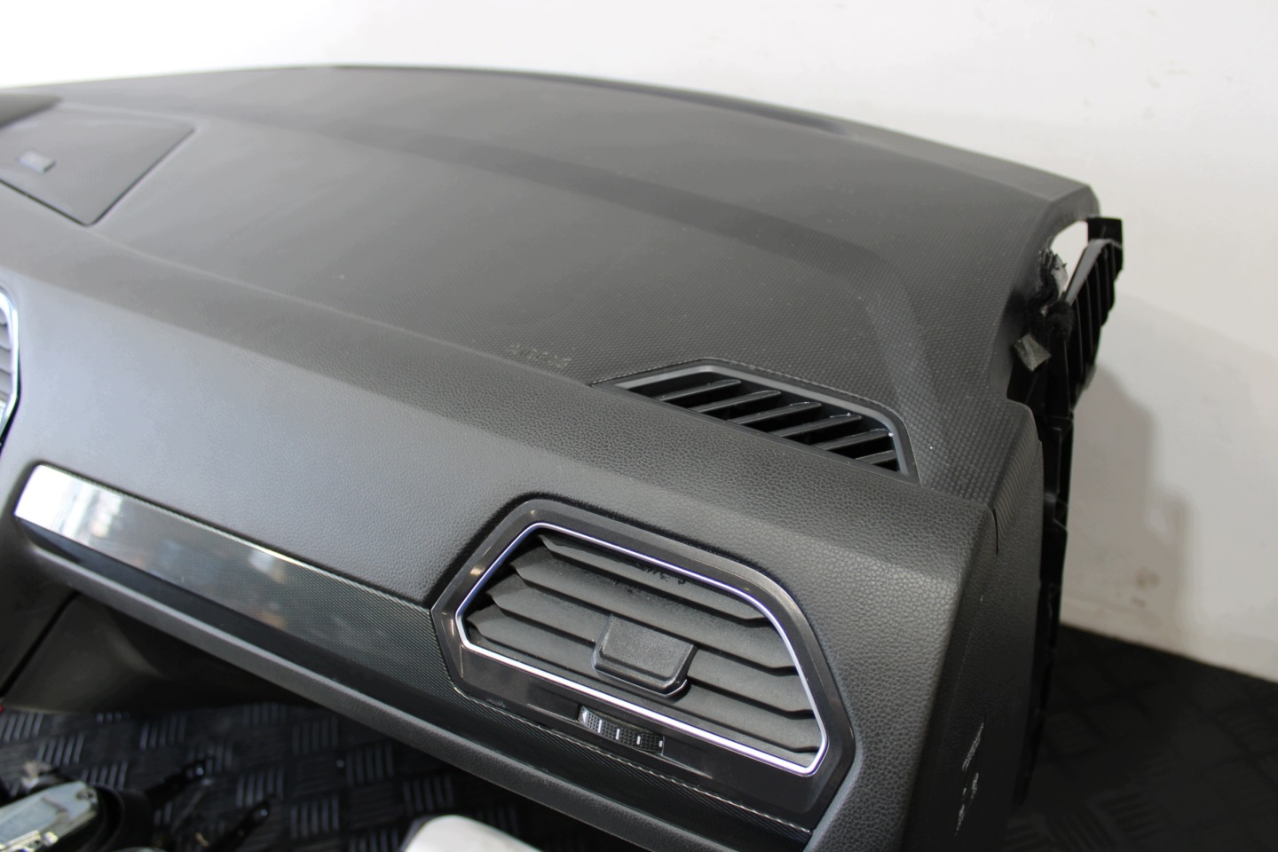dashboard console airbag airbags VW TIGUAN II 2 5NA ALLSPACE