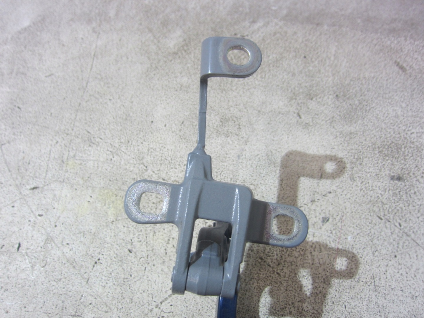 BMW X3 G01 hinge bonnet boot right left 41007494943 7397316 C1M NIEBIE