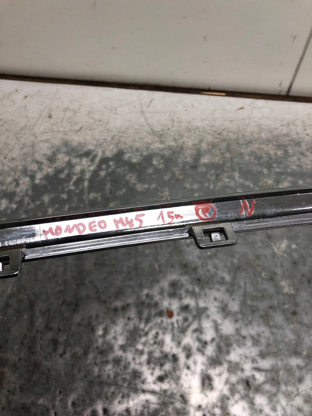 moulding CHROM GRILLA FORD MONDEO MK5 DS73-8150-N