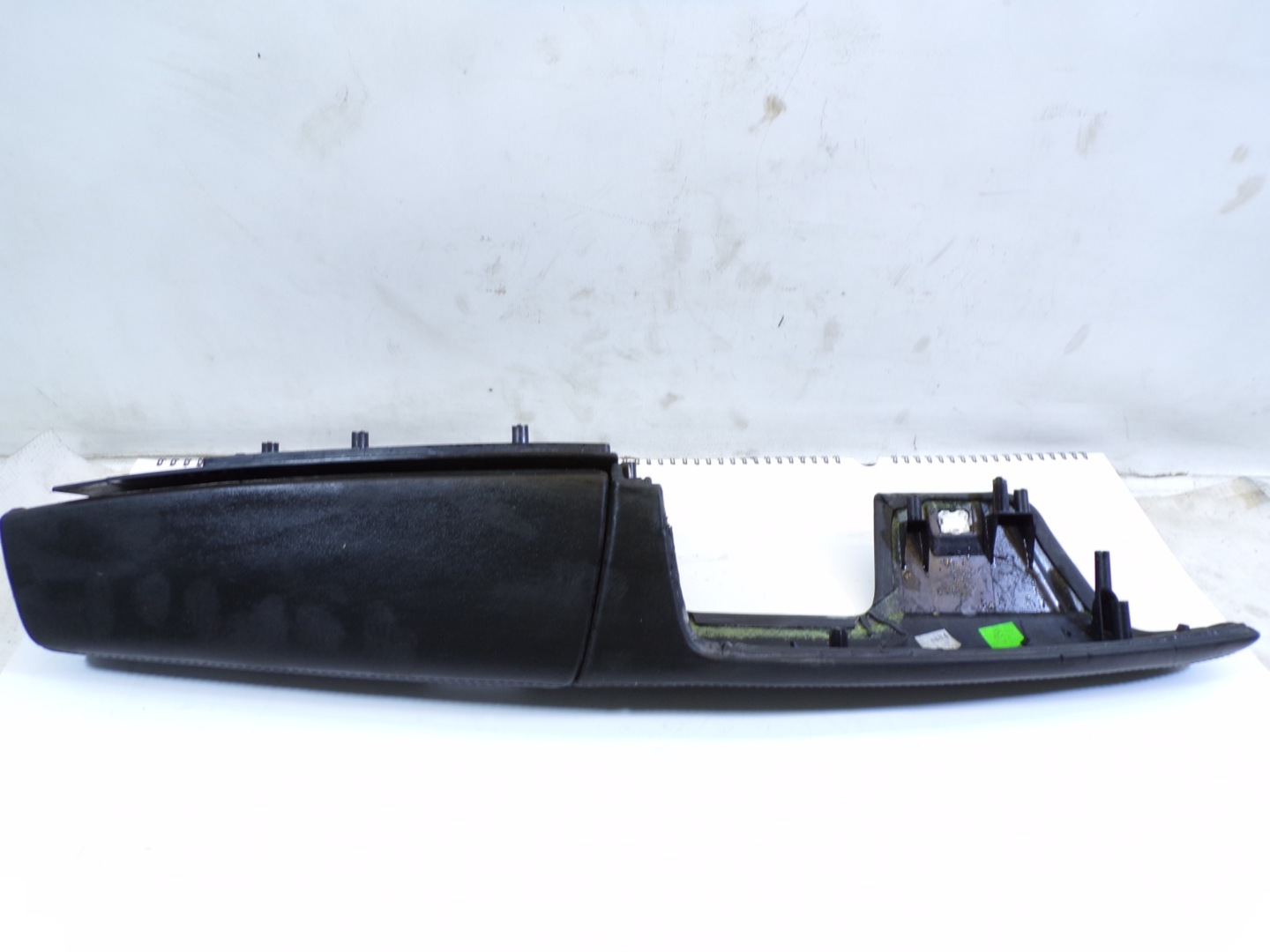 armrest left of left door AUDI A8 H4