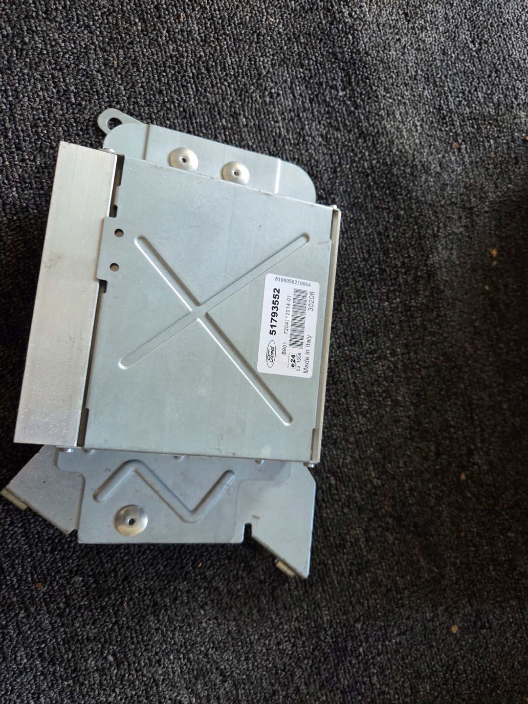 Wmacniarz module RADIO AMP FORD KA 51793552