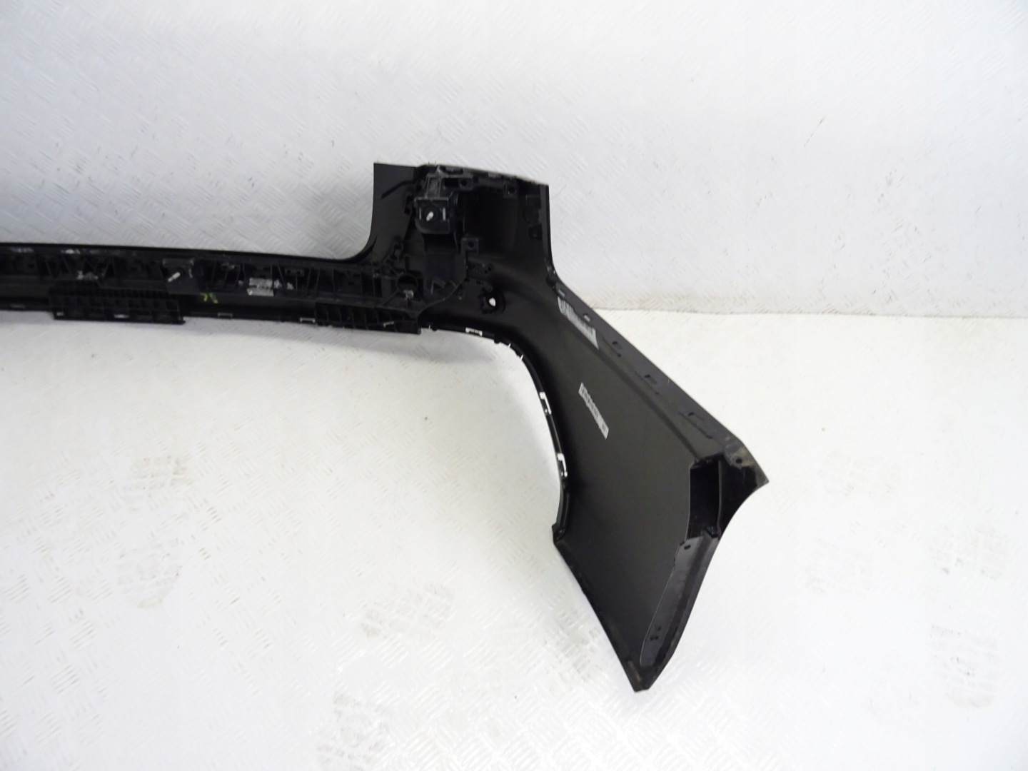Audi A4 S4 B9 8W9 KOMBI LIFT S-LINE bumper rear part