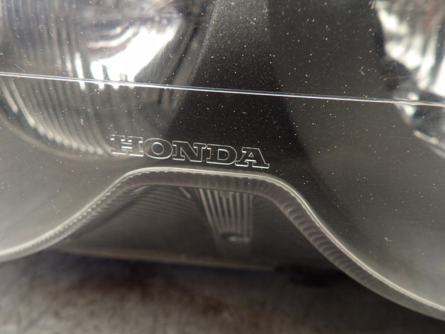 Honda HR-V light front left