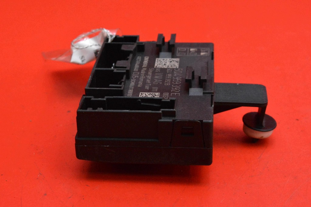 control unit module door right front 5Q4959392E SKODA OCTAVIA 3 III LIFT 17-20