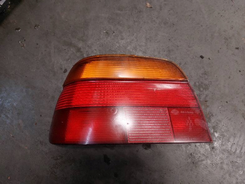 komplet heck Stoßstange Leuchte BMW E39 520i
