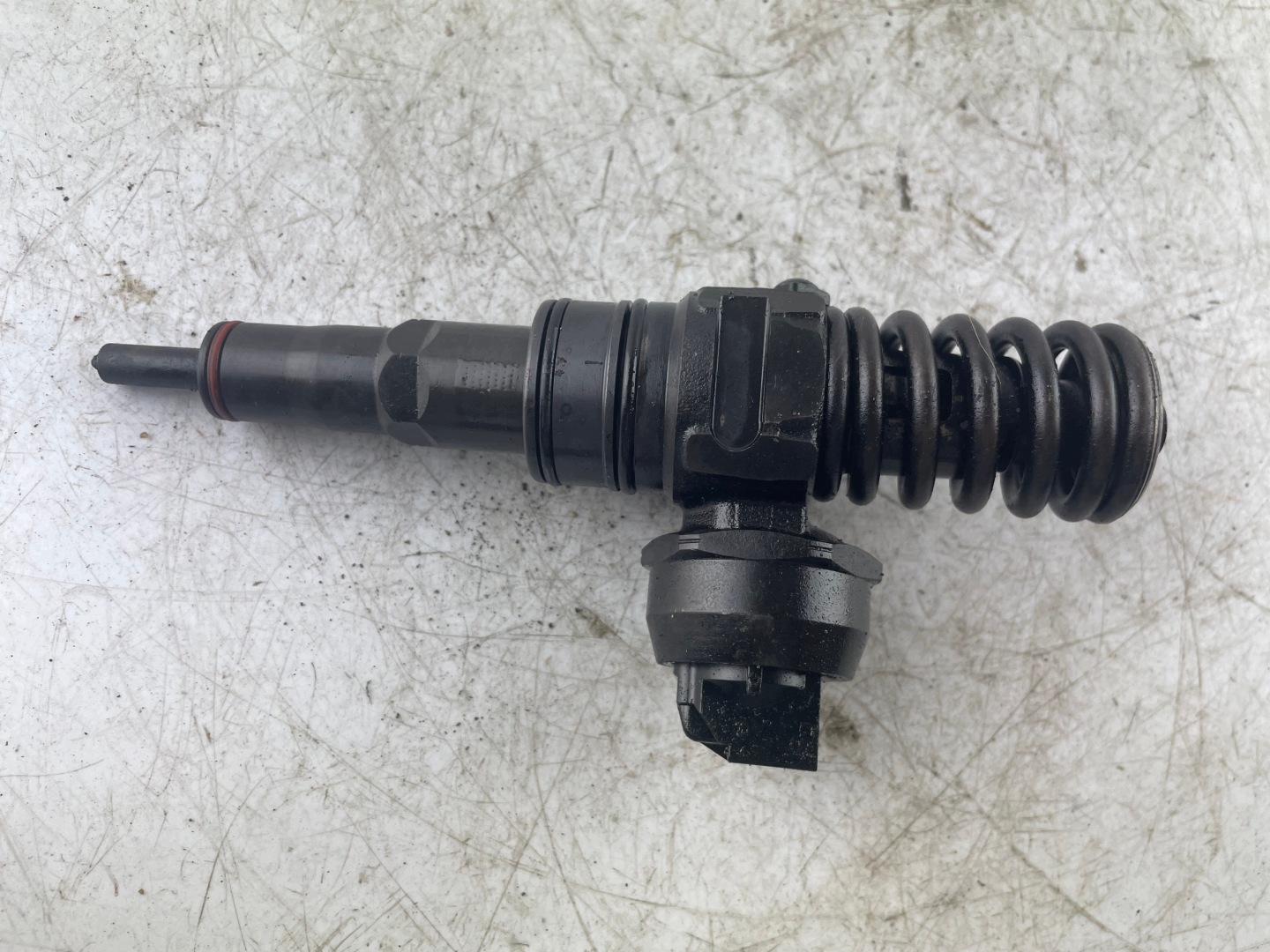Pumpedüse 038130073AG Skoda Fabia Audi Seat VW TDI