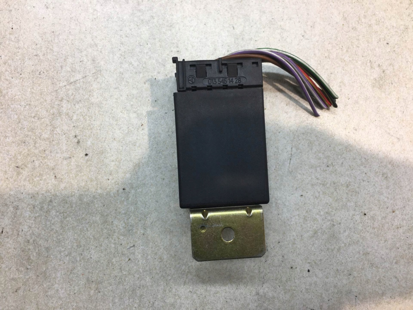 relay MERCEDES VITO W638 2.3 D 0015402045