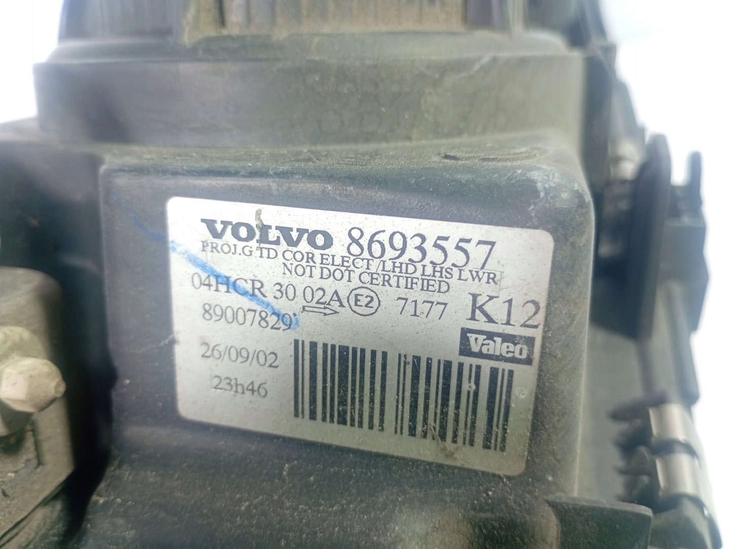 VOLVO S80 1 and 99-06 light left front REFLEKTOR left front OE 8693557