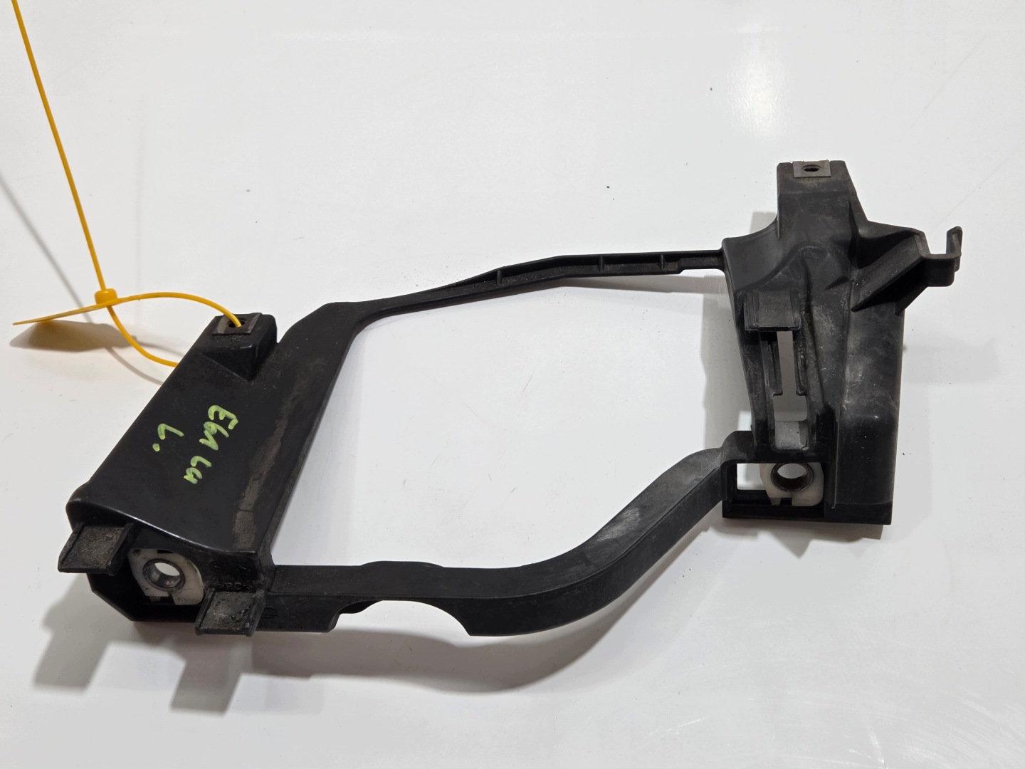 scheinwerferhalter links vorne BMW E60 E61 OE