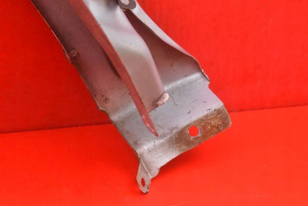 fender right front front SREBRNY NISSAN TIIDA 04-12