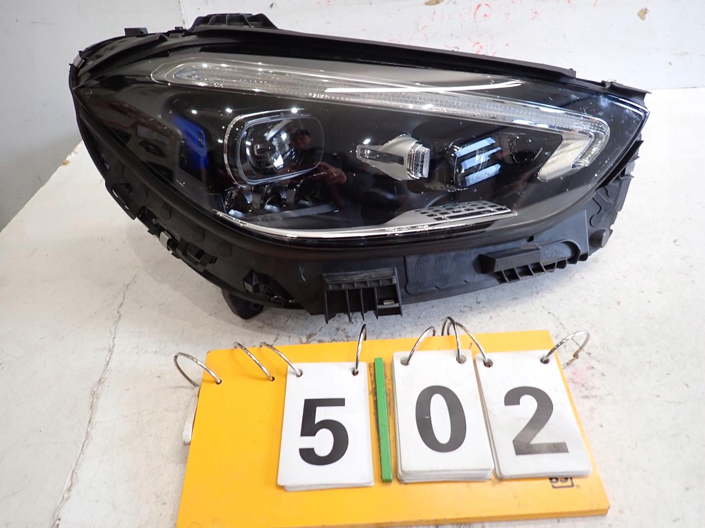 light front front right MERCEDES C-KLASA W206 2021- FULL LED A2069068003