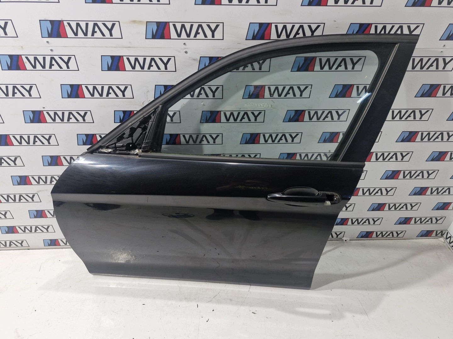 BMW F20 door left left front 475 BLACK SAPPHIRE