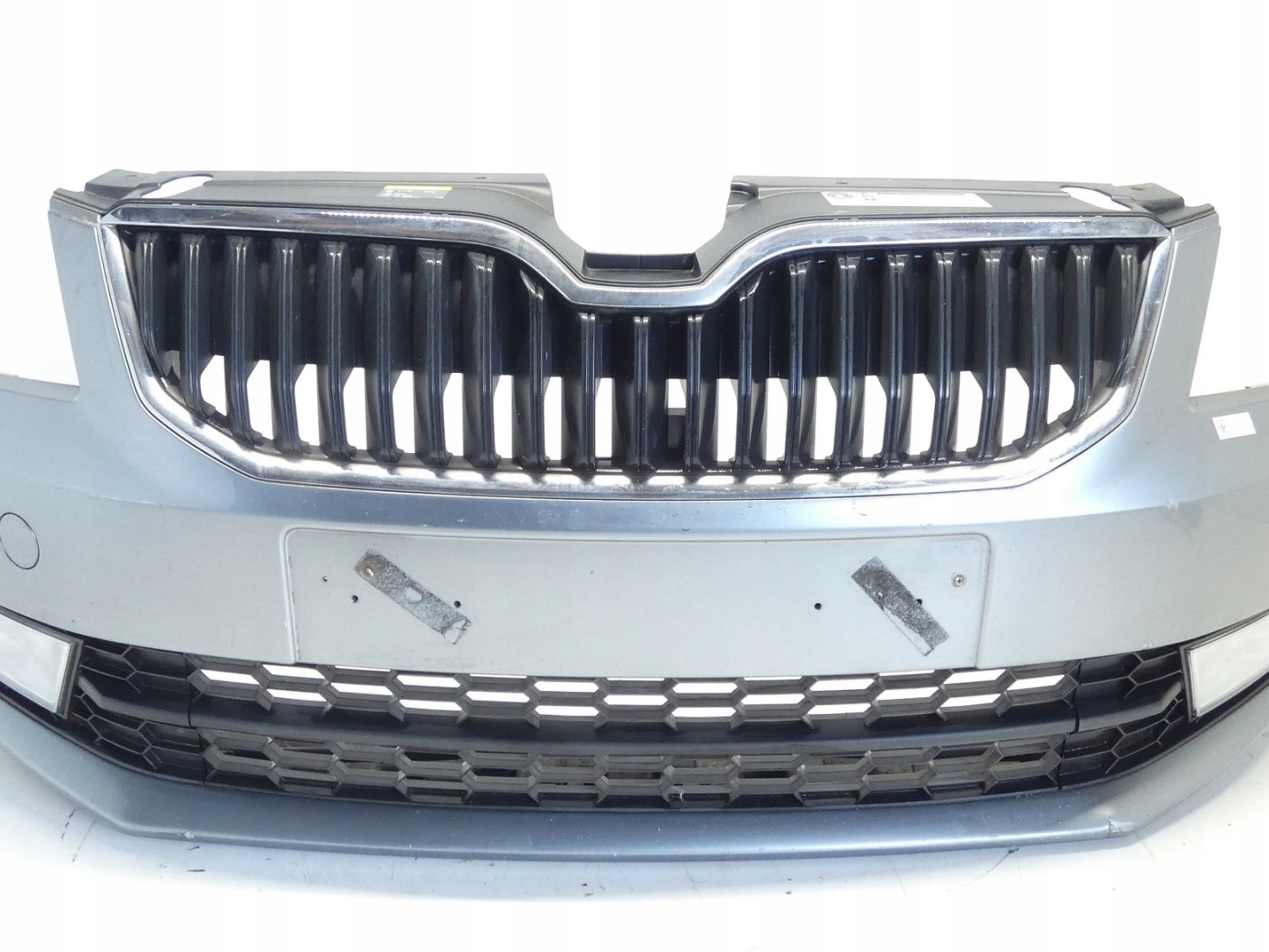 KPL bumper front front SKODA OCTAVIA III 5E washer LF8L
