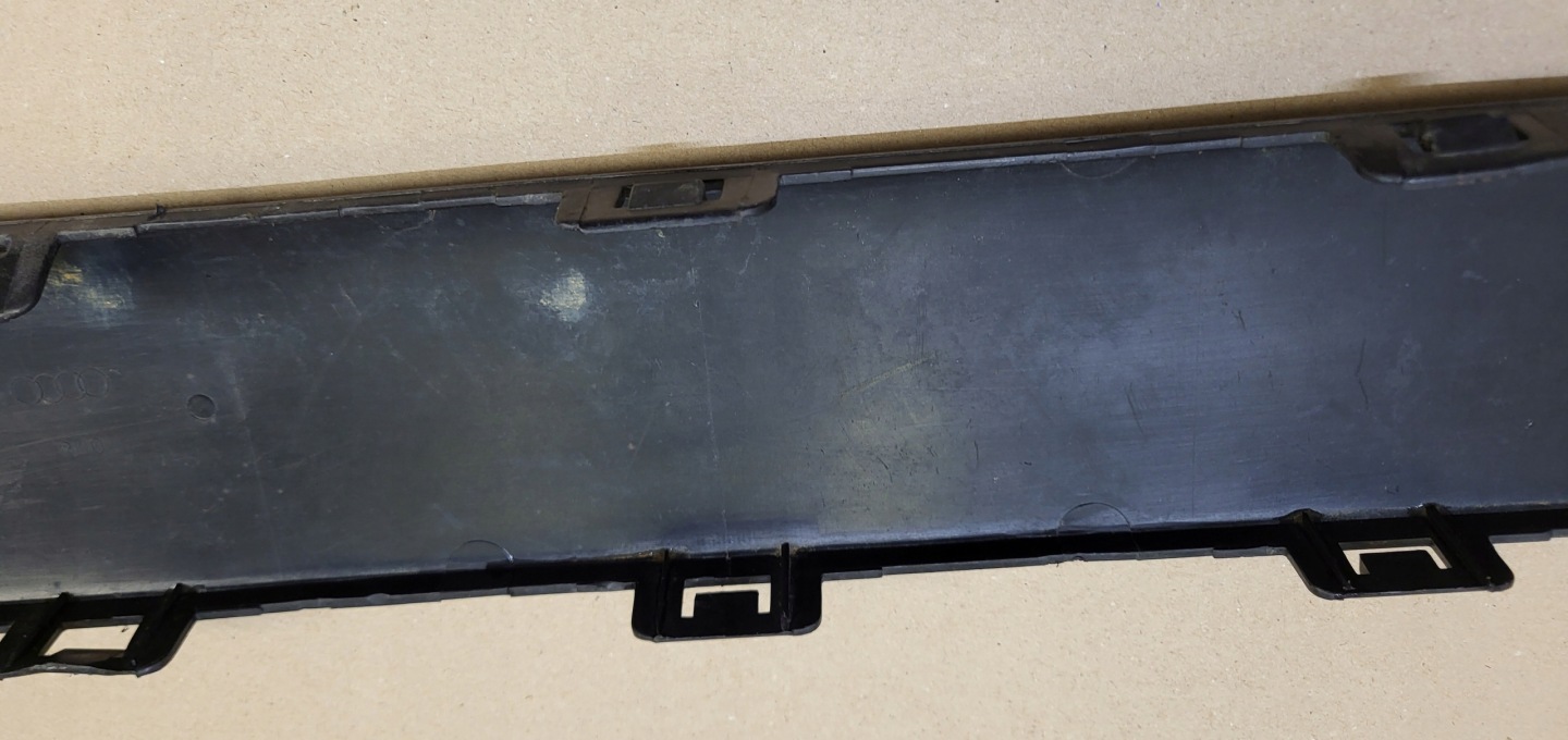 modanatura Paraurti posteriore AUDI 80 B4 8A0807424A Originale