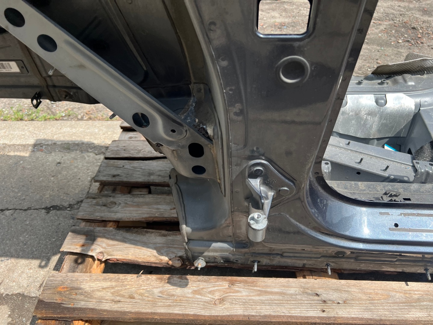 quarter left quarter threshold pillar left MERCEDES ML W166 755