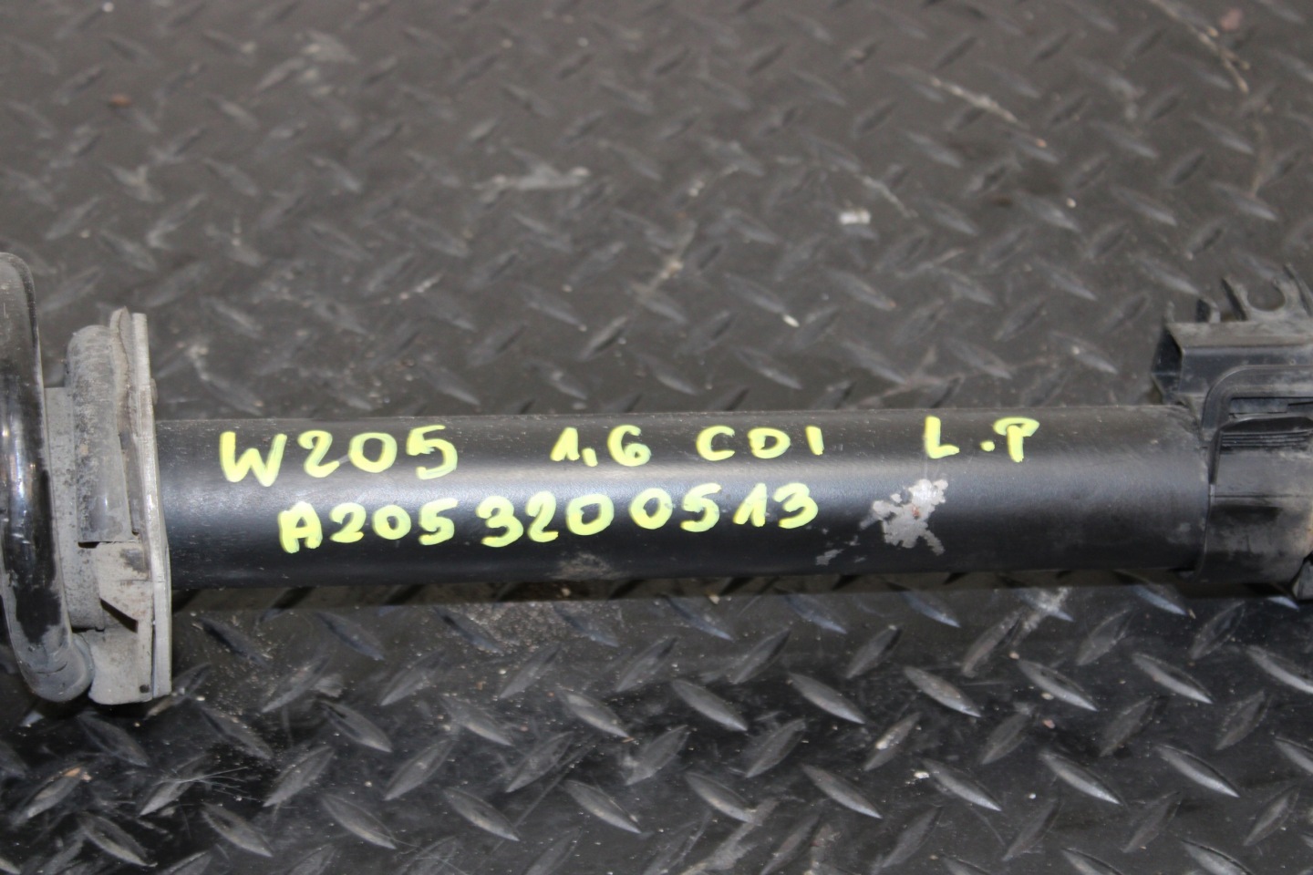 shock absorber McPherson left front MERCEDES C-KLASA W205 A2053200513