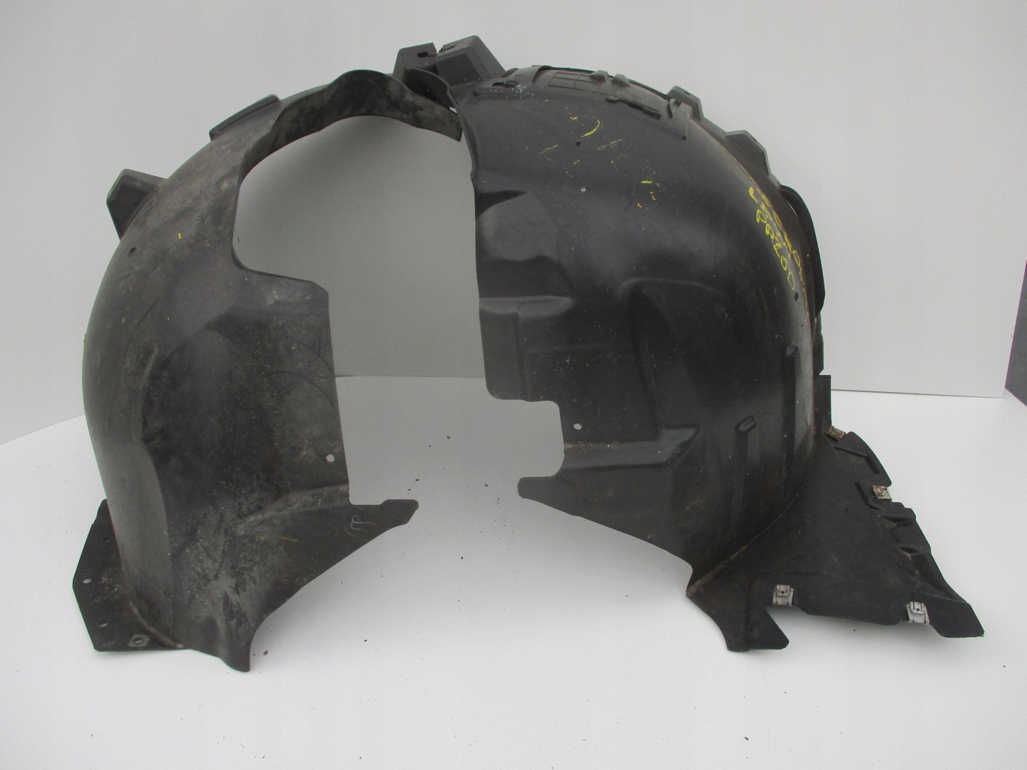 mudguard front right MERCEDES GLE A1668800505