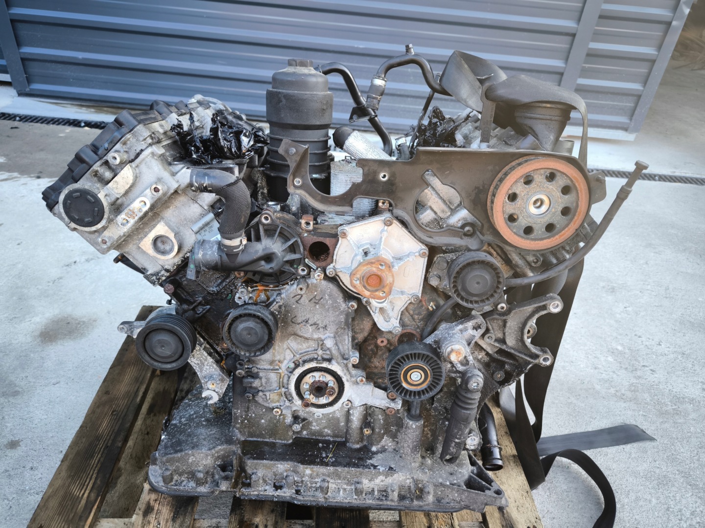 engine AUDI A4 B8 A5 2.7 TDI CAM * CAMA * original !!!