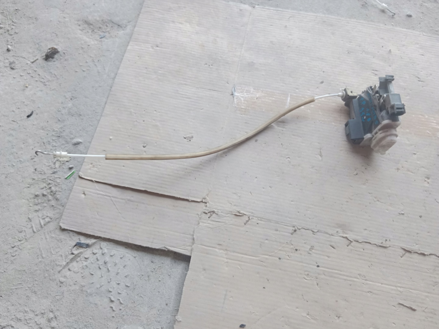 lock ropes door right front AUDI A4B5 1.8 B