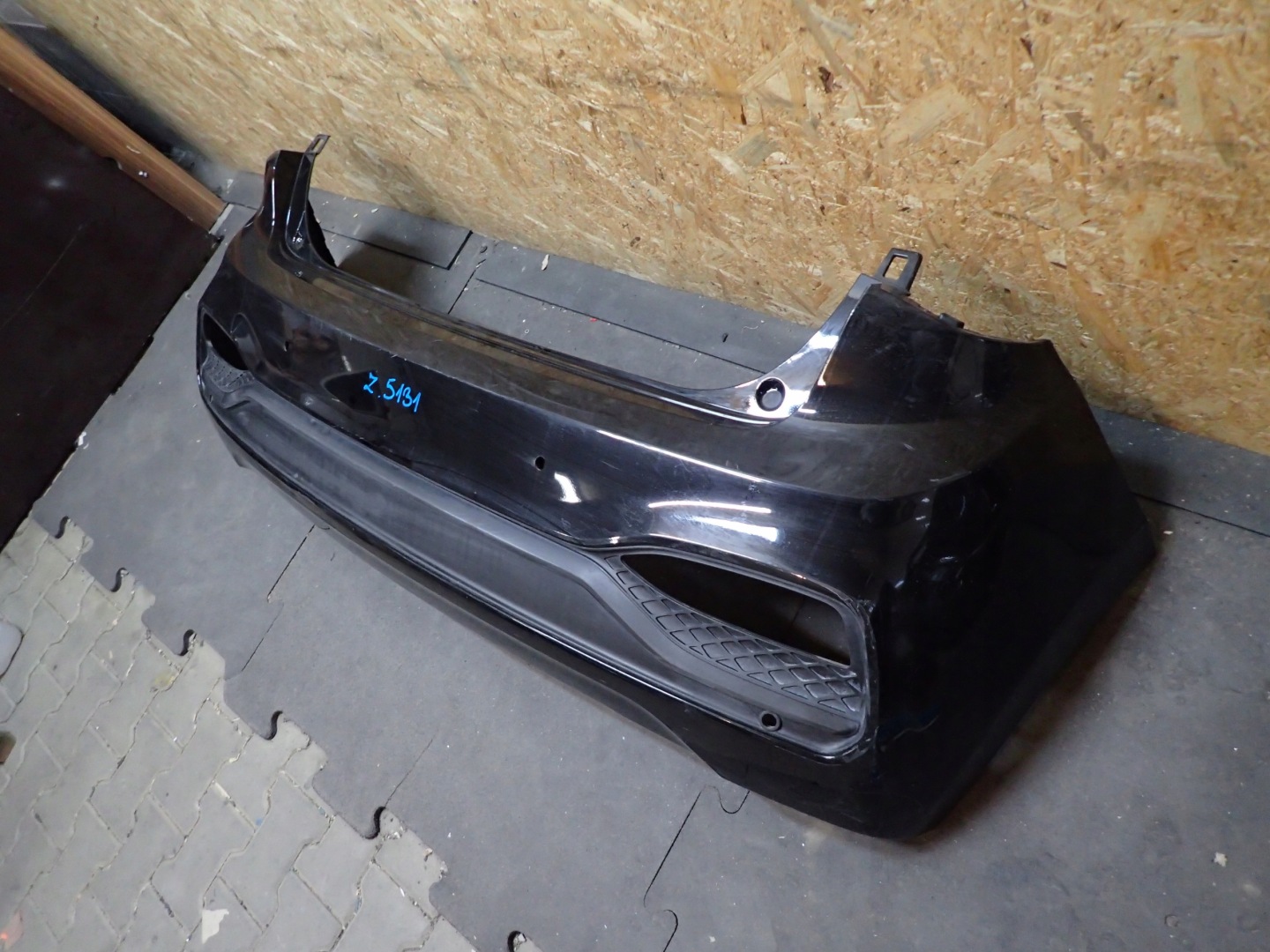 stoßstange heck HYUNDAI I20 LIFT 18
