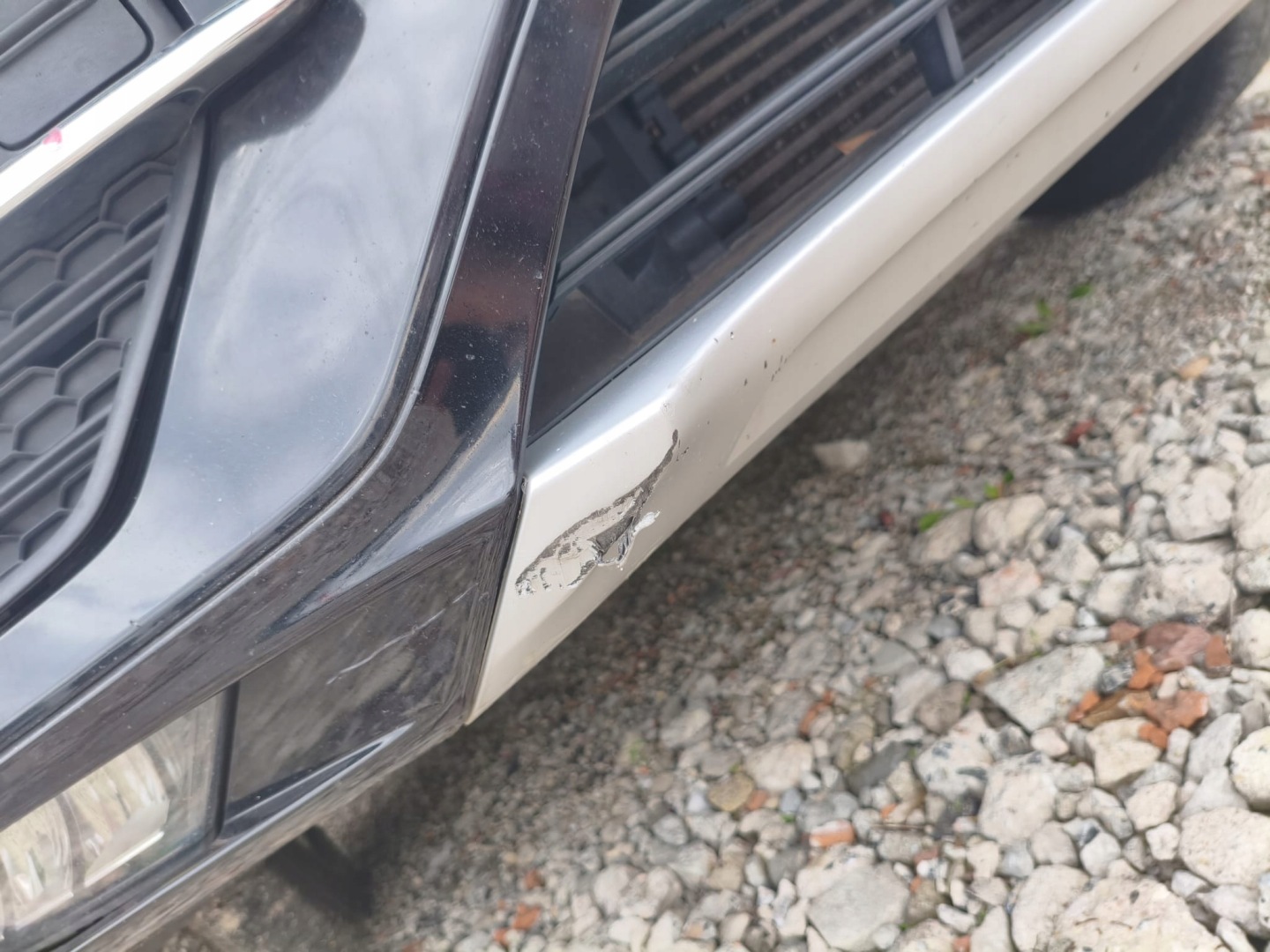 VOLVO XC90 II MOMENTUM bumper front front complete PDC XC 90 black 717