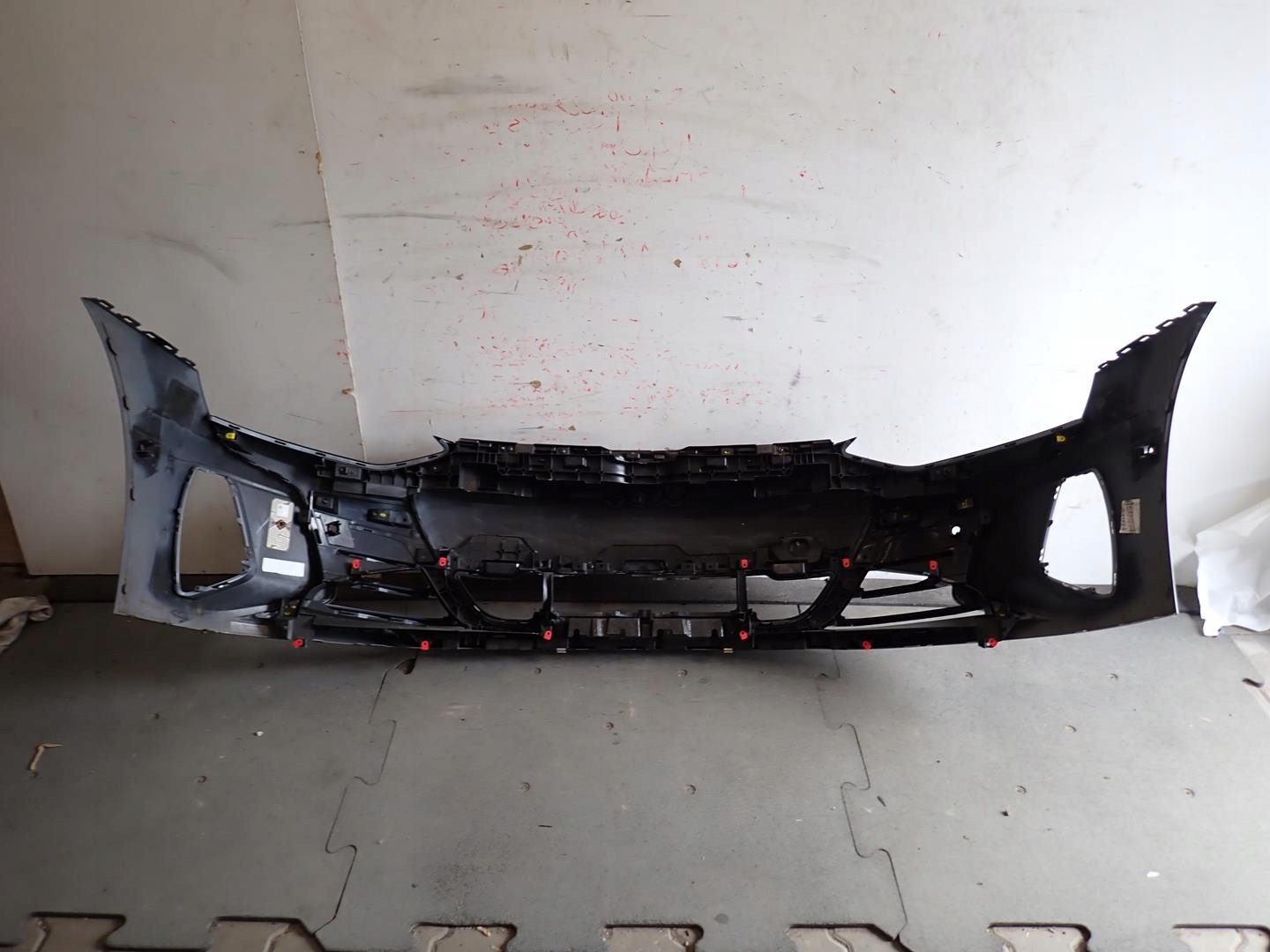 bumper front front AUDI GT RS E-TRON 2021- 4J3807233