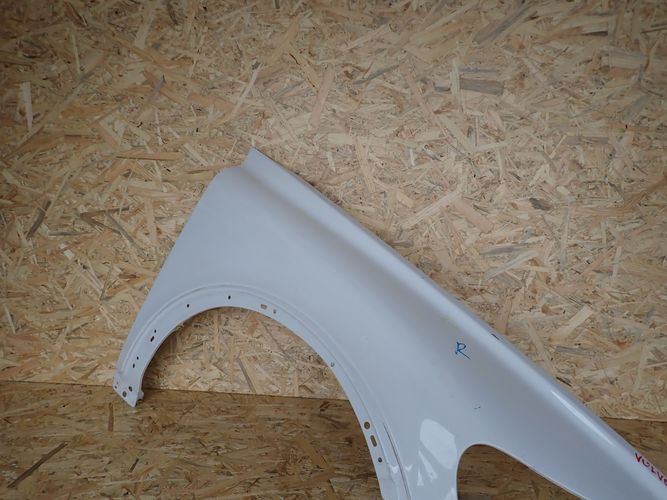 VOLVO C30 fender right front front