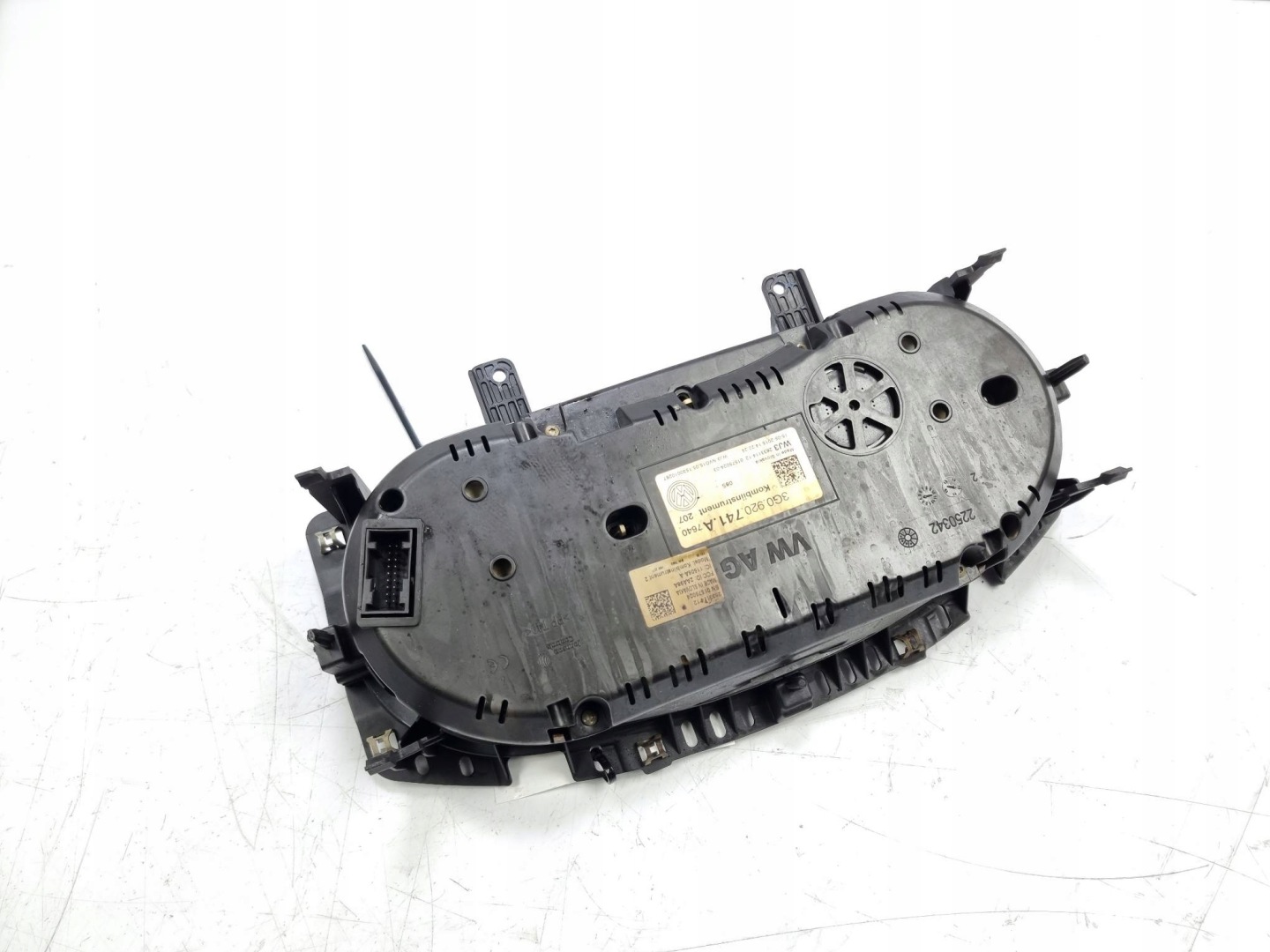dials clock 3G0920741A VOLKSWAGEN PASSAT B8