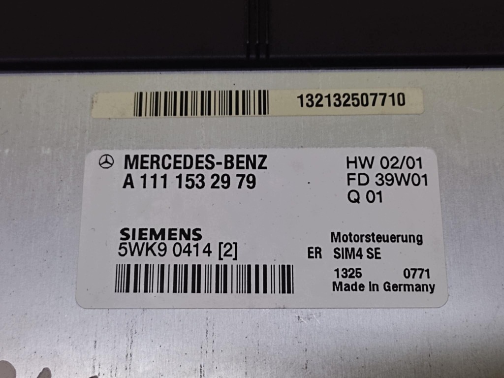 MERCEDES W203 bedienteil des motors A1111532979