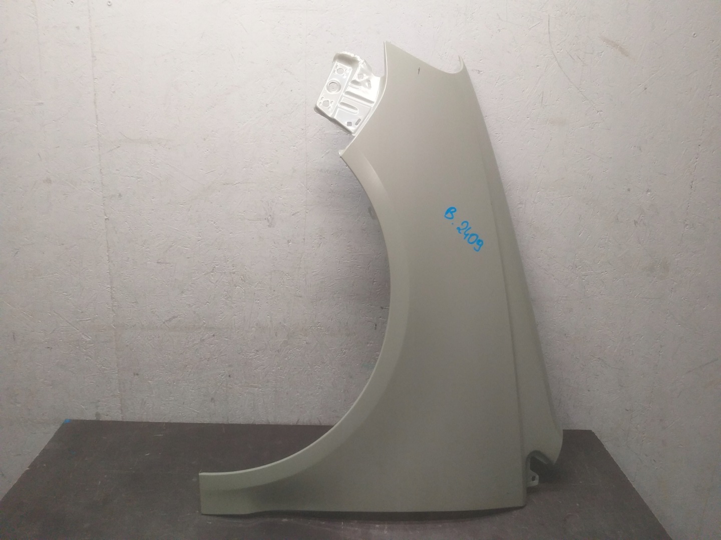 fender front left VW POLO 6Q 05-08 replacement