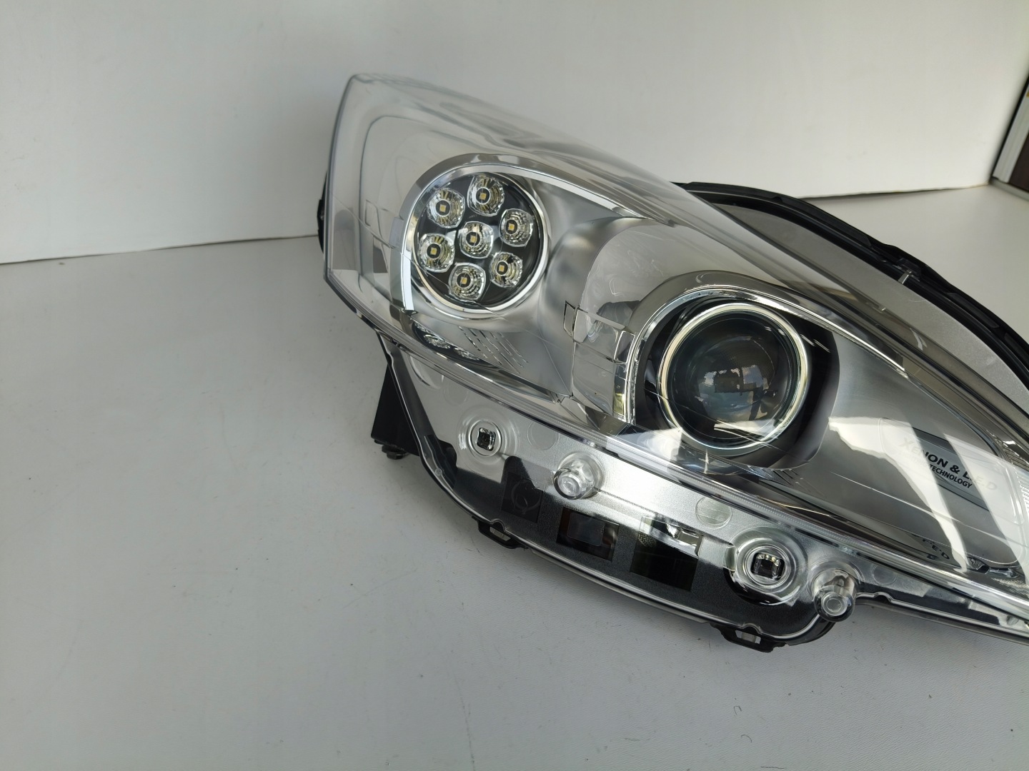 light right REFLEKTOR PEUGEOT 508 10-14 XENON LED positioning
