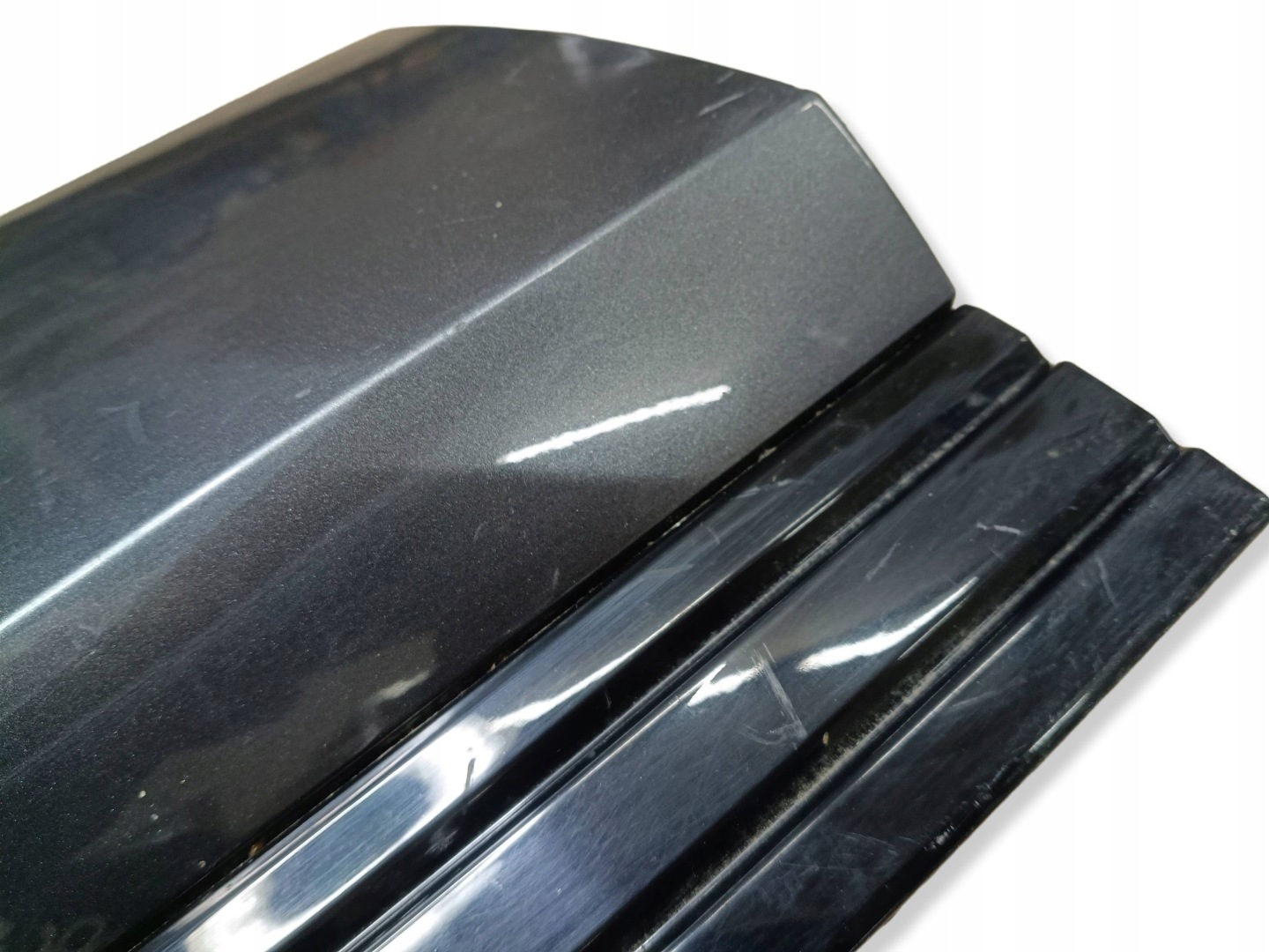 AUDI E-TRON moulding door left front 4KE853059A
