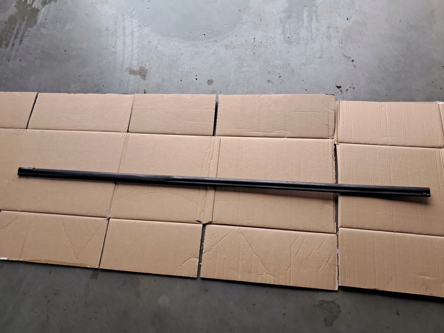 moulding threshold right MERCEDES W123 1236900298