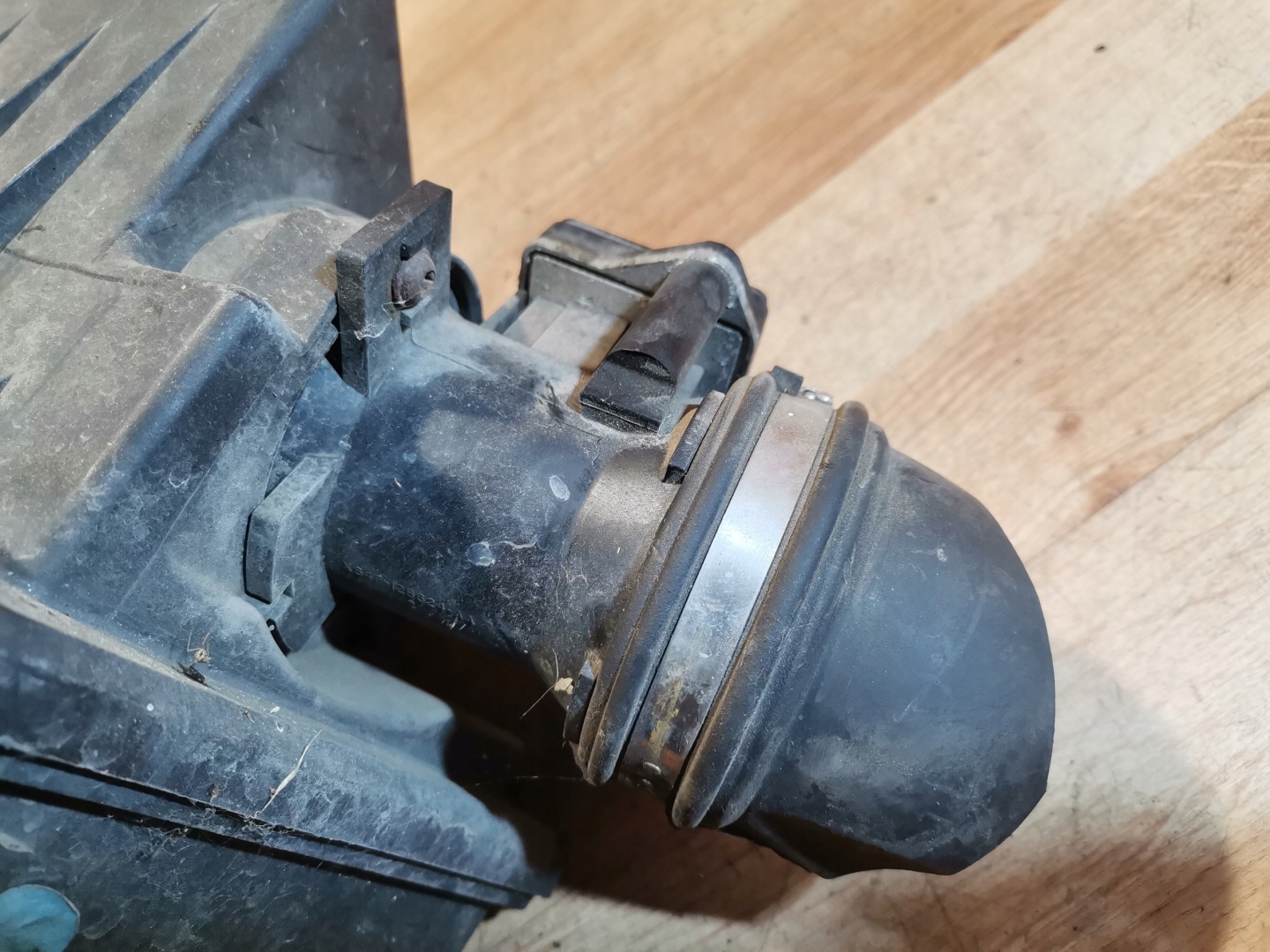 Luftmassenmesser Gehäuse filter FORD FOCUS MK1 98AB-12B579-DA