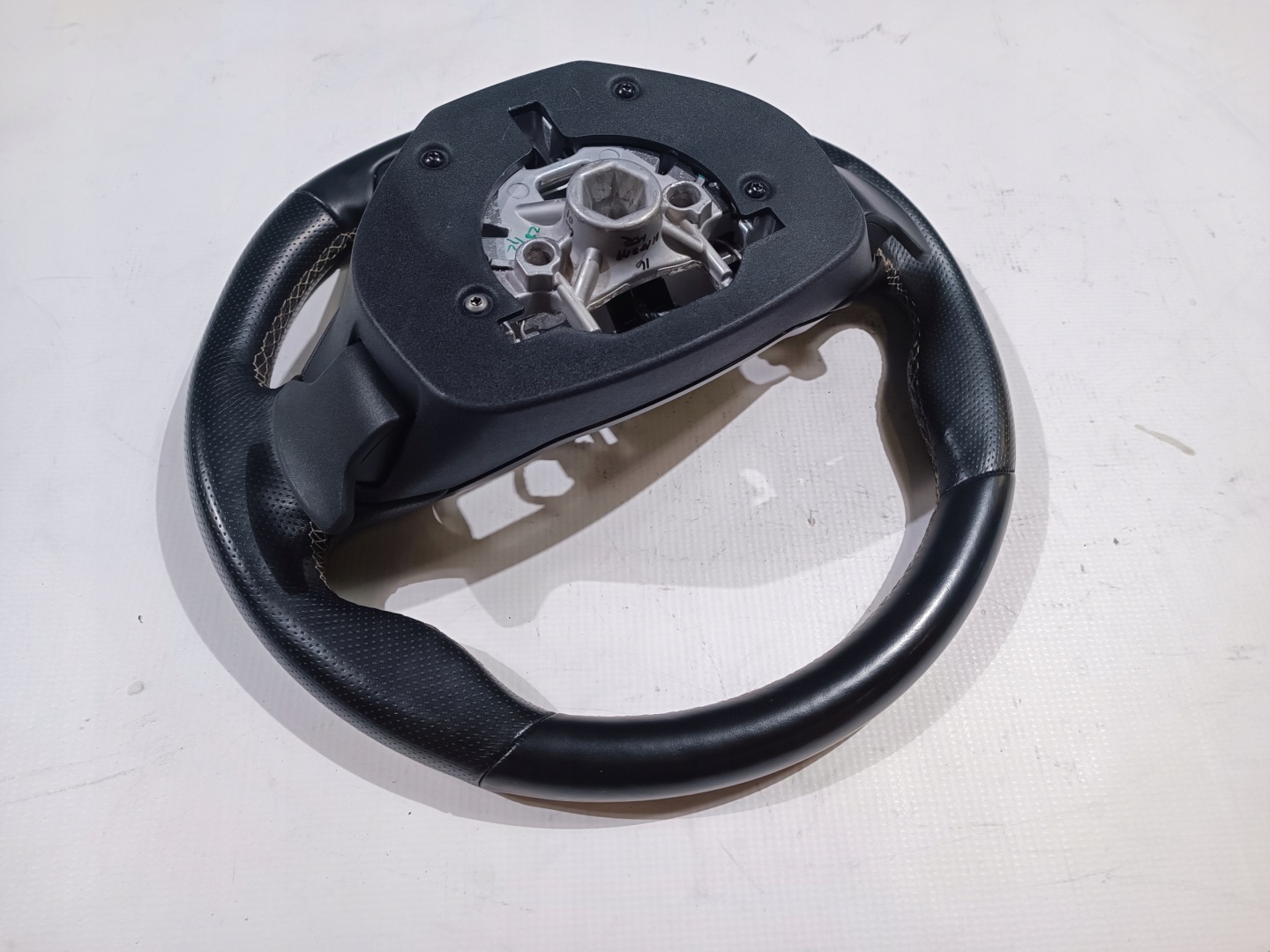 volante ST Ford Explorer VI 2020