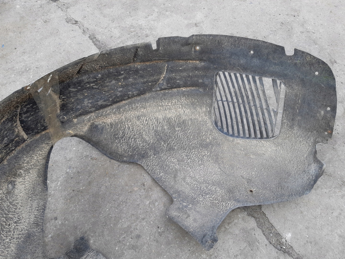 AUDI Q7 4L mudguard side right front front