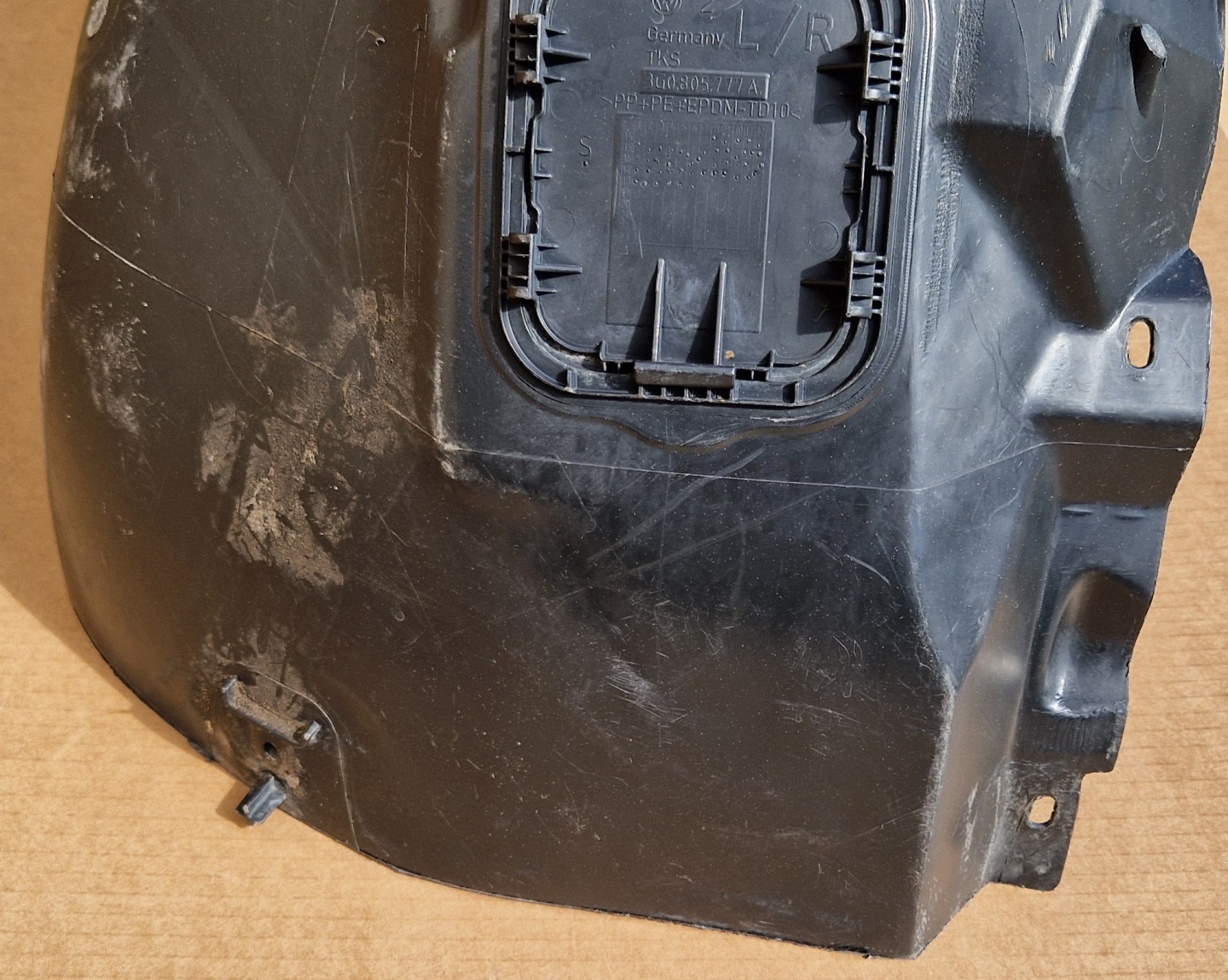 mudguard front left PASSAT B8 3G0805969E original IDEAL
