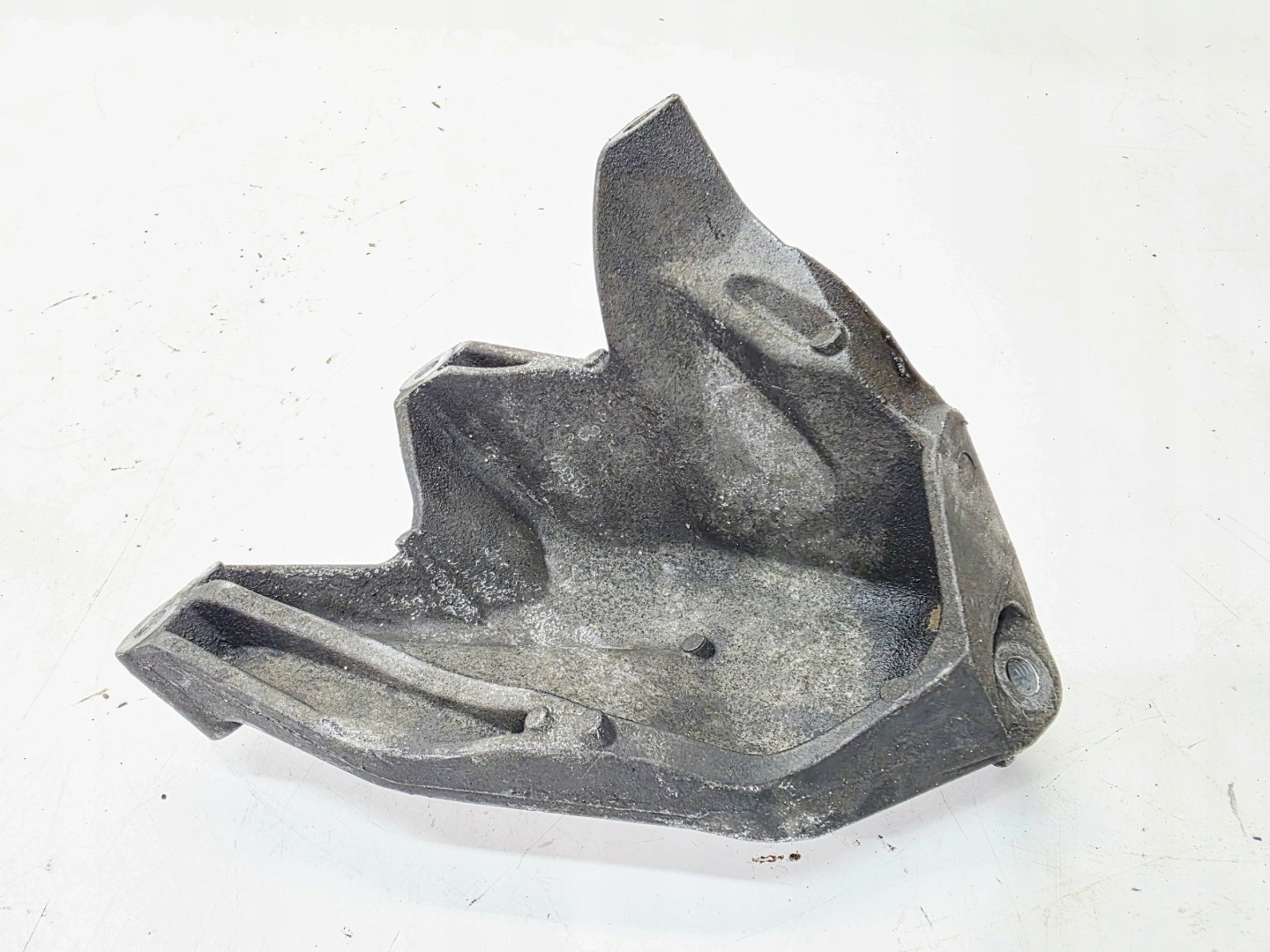 holder engine mount right VOLKSWAGEN CRAFTER 2.0 TDI 03L199308A