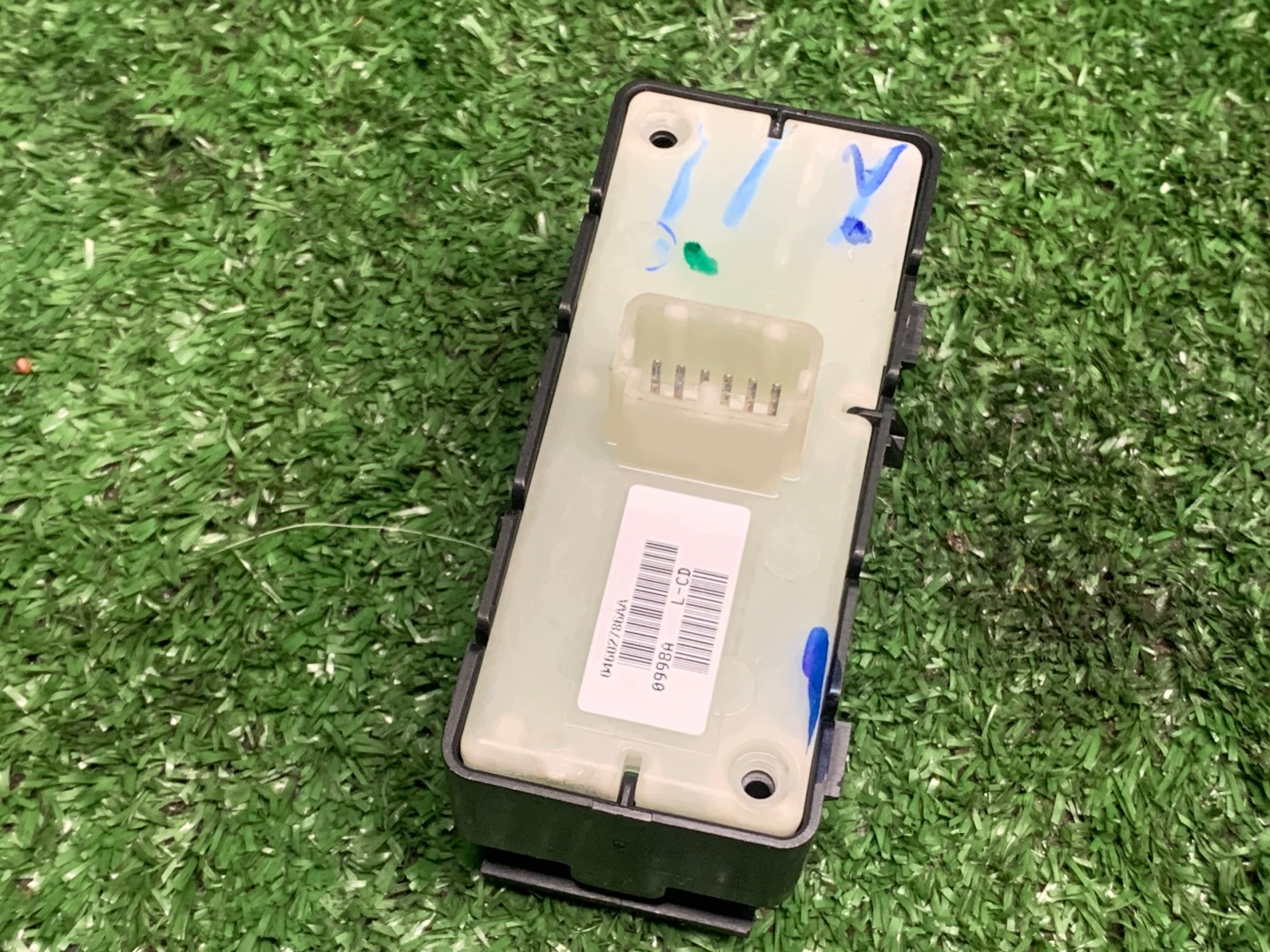 CHRYSLER 300C window control switch right 04602786AA