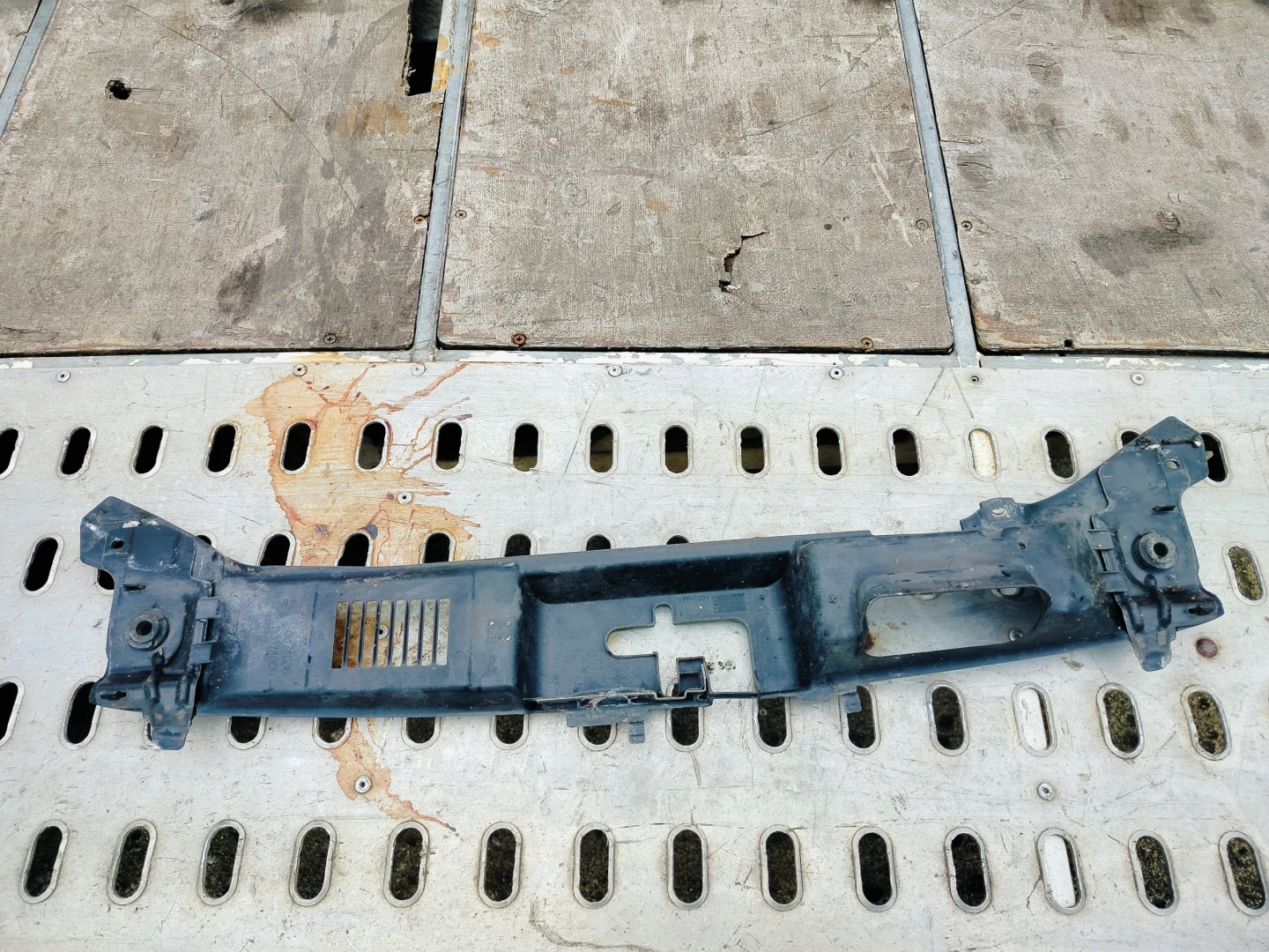 kryt stěny předního VOLVO V50 S40 II 30674608