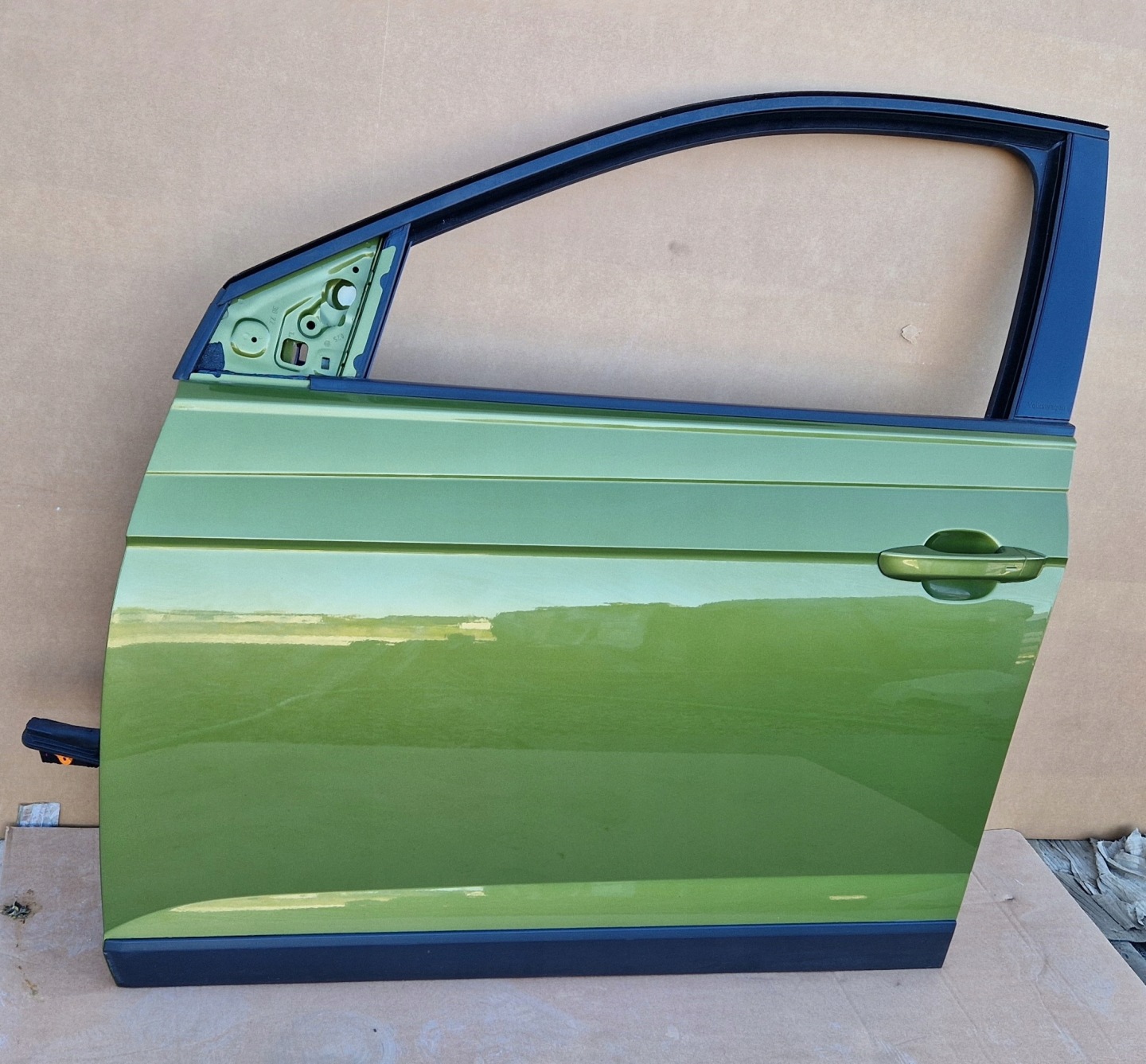 door VW TAIGO W colour LD6J as new original