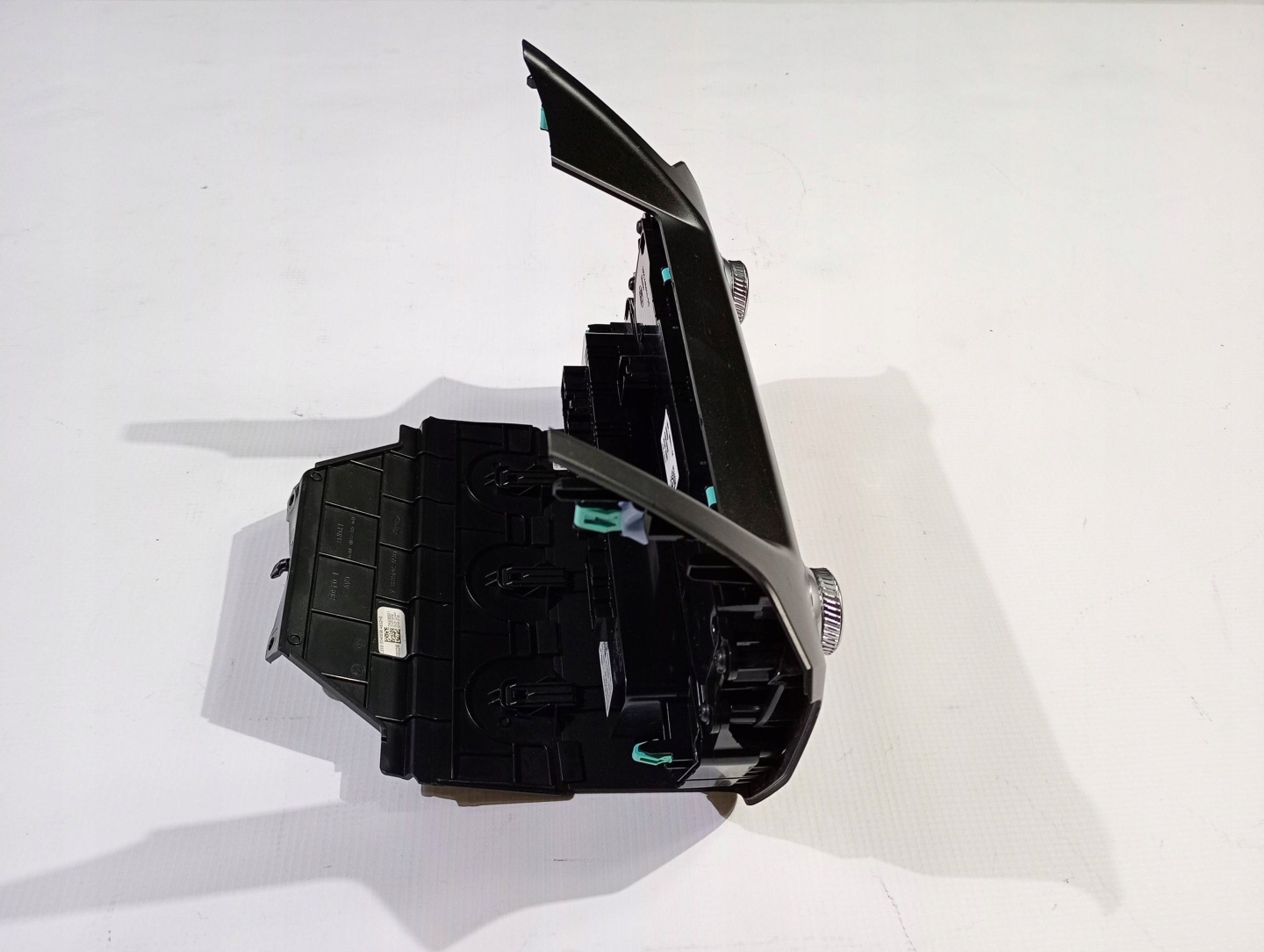 vezérlö panel radia a klímának Ford Explorer VI 3.0 ST 2020