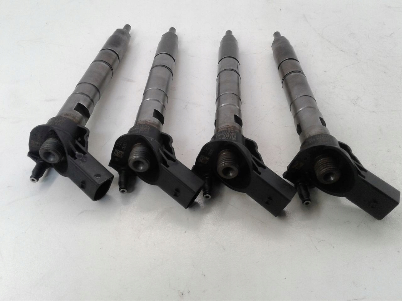 injector 059130277Q Audi VW 3,0 TDI