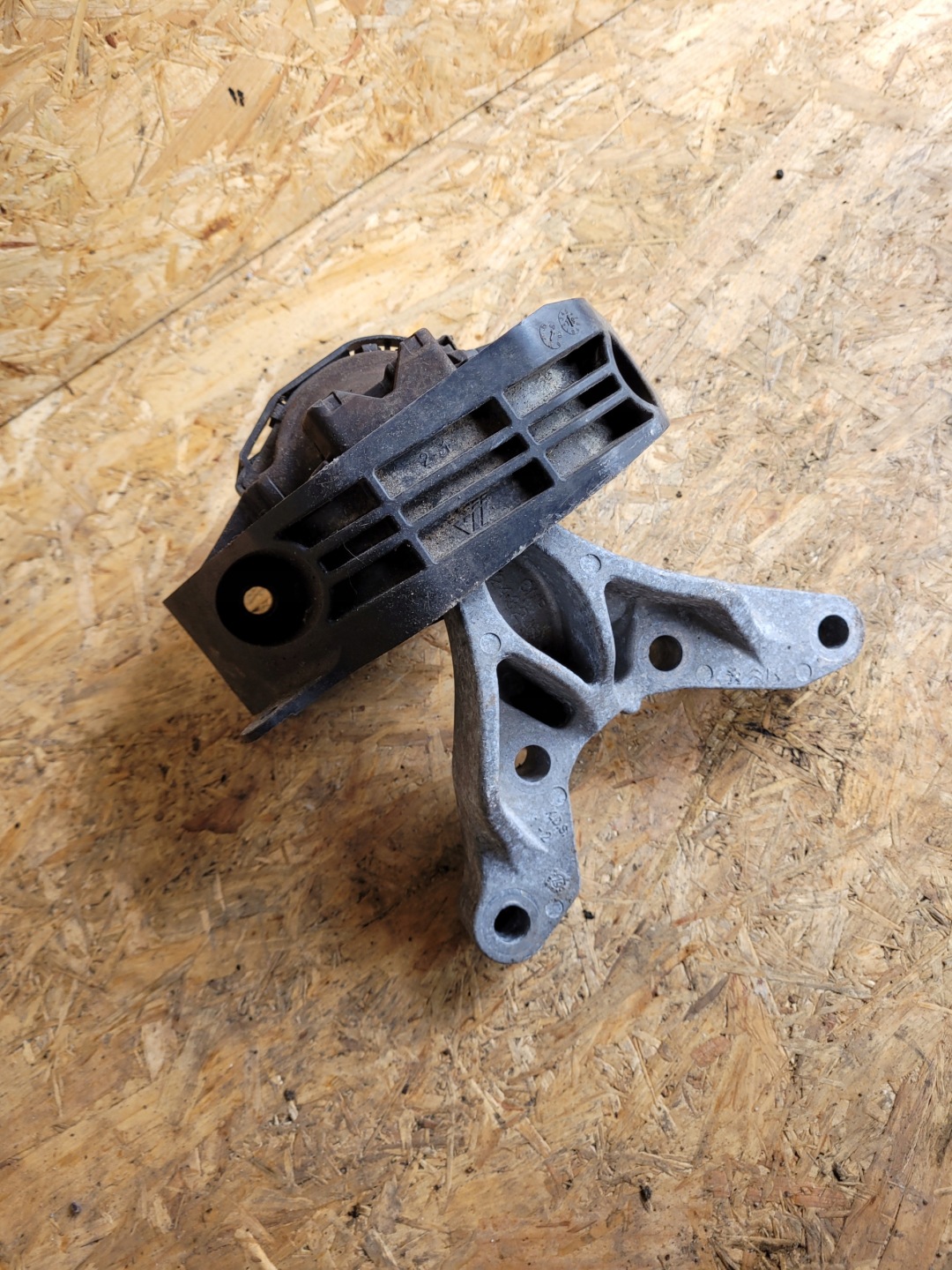 airbag engine mount PSA 243248