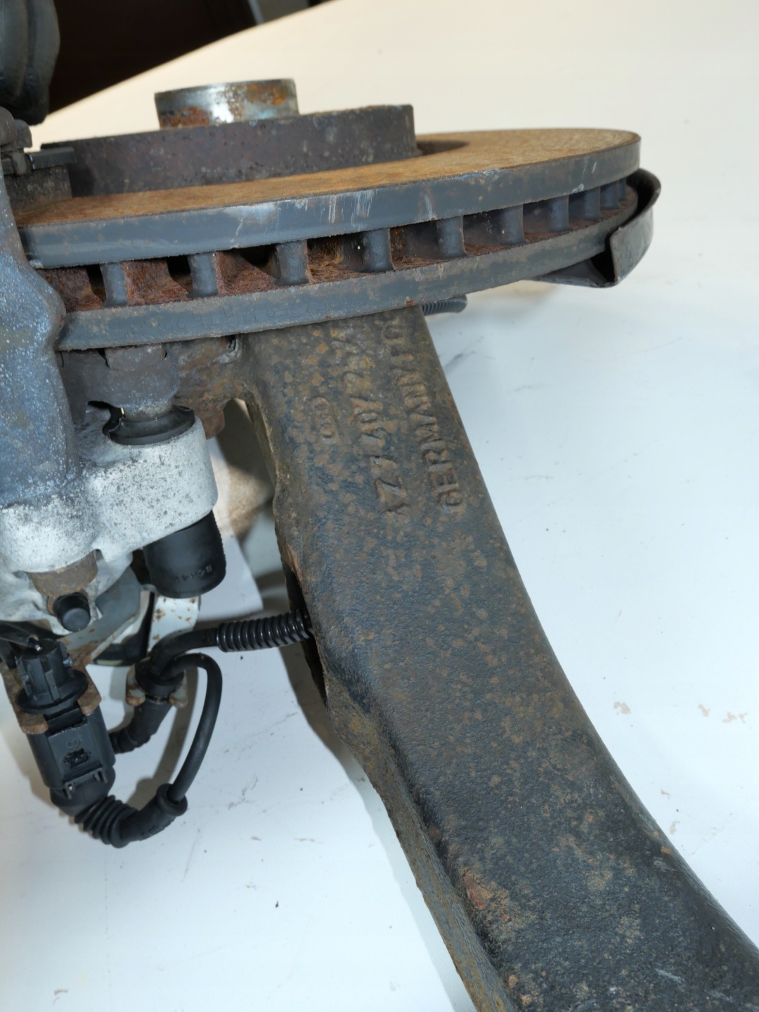 swing left front 4Z7407257B AUDI A6 C5 ALLROAD 2.5 TDI