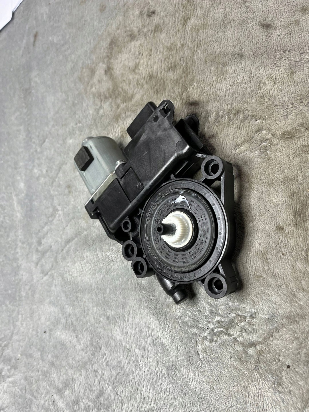 KIA CEED III 2018- 22 mini motor windows front left right 82460-J7010 !J