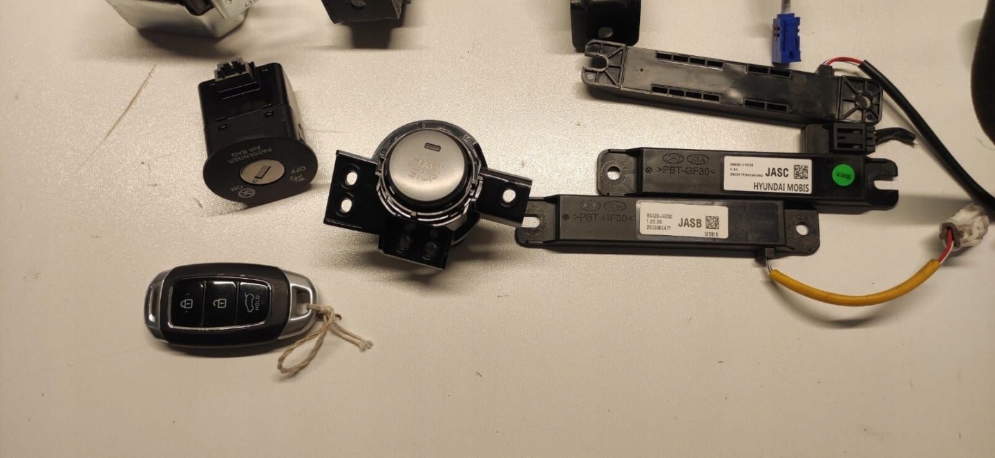 HYUNDAI KONA EV control unit BCM STEROWNIKI ignition key running board STRTOWY