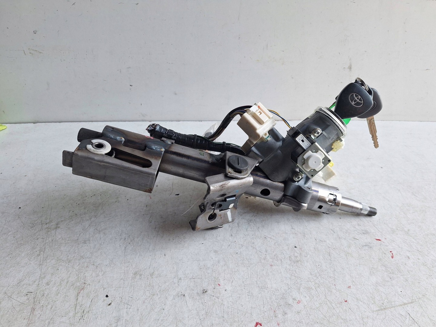 TOYOTA HILUX VII LIFT 11-15 ignition + key