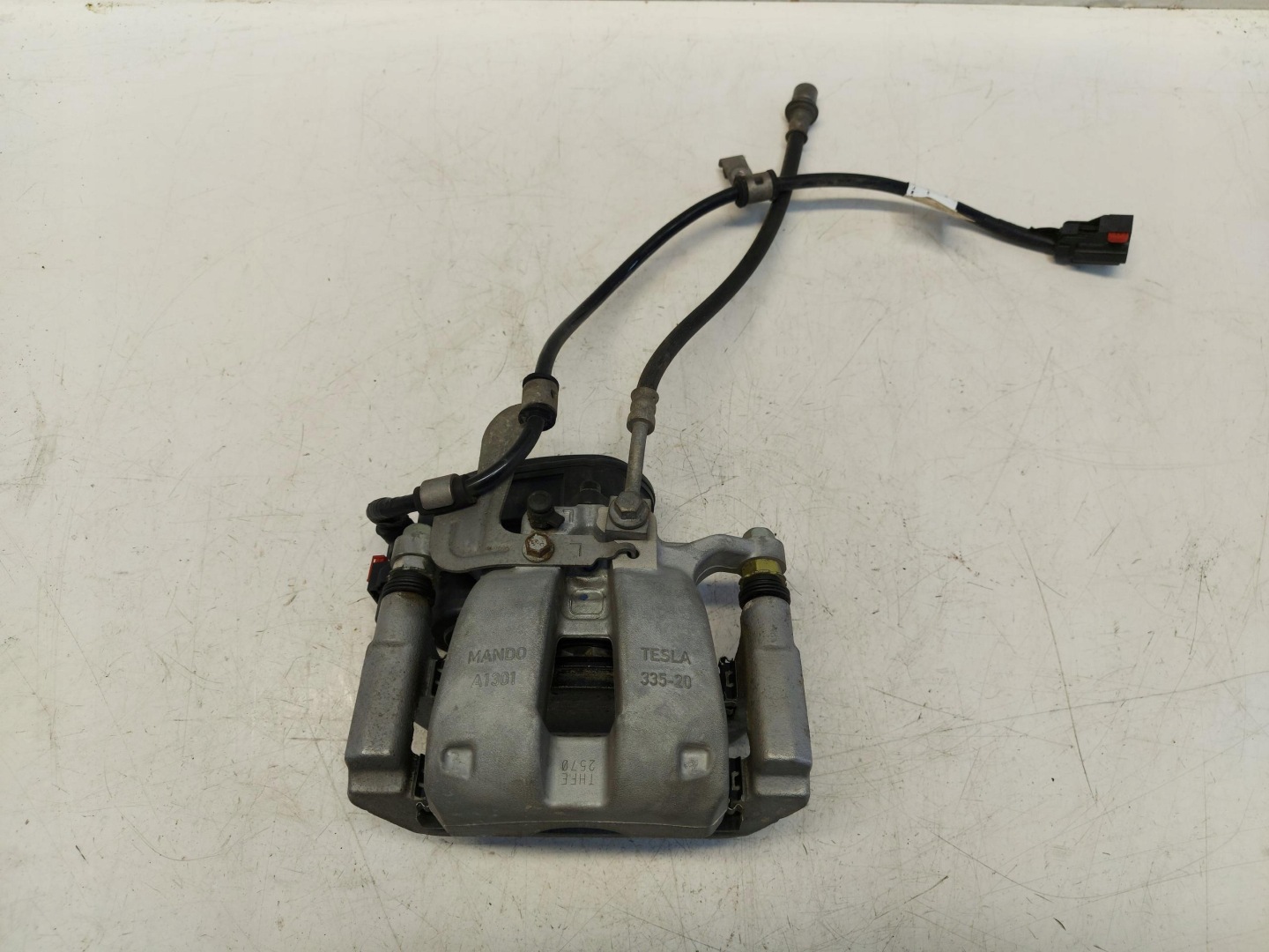 TESLA MODEL 3 caliper brake left rear part 1044623-00-h